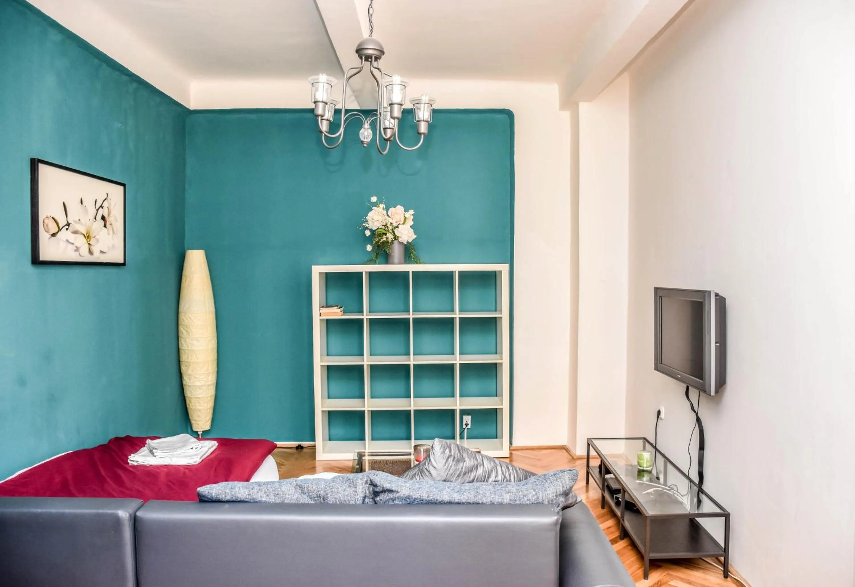 Diamond Astoria Apartments