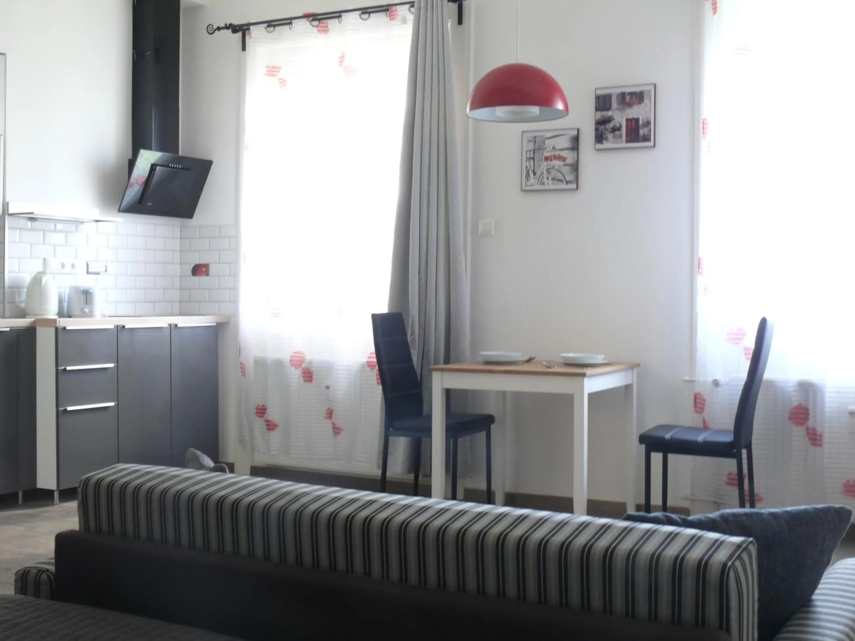 Diamond Astoria Apartments