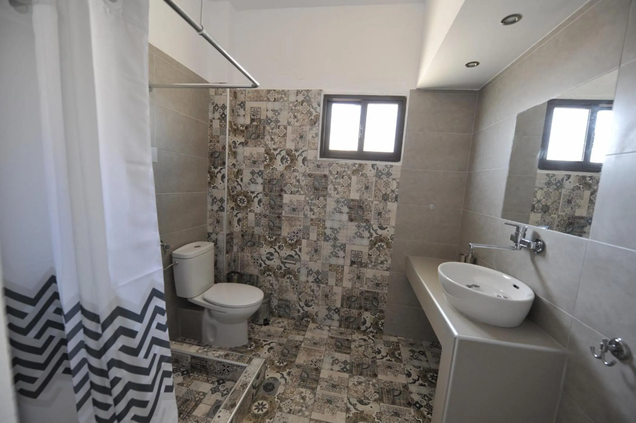 Bathroom in Dionisos Elia