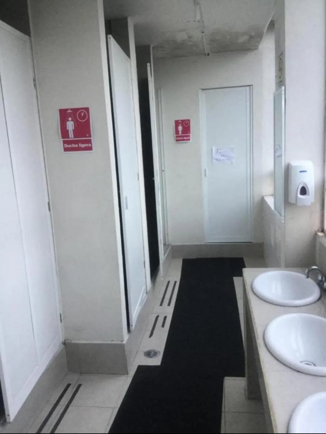 Toilet in Hostal Ciudad de México - Habitaciones privadas en el centro histórico