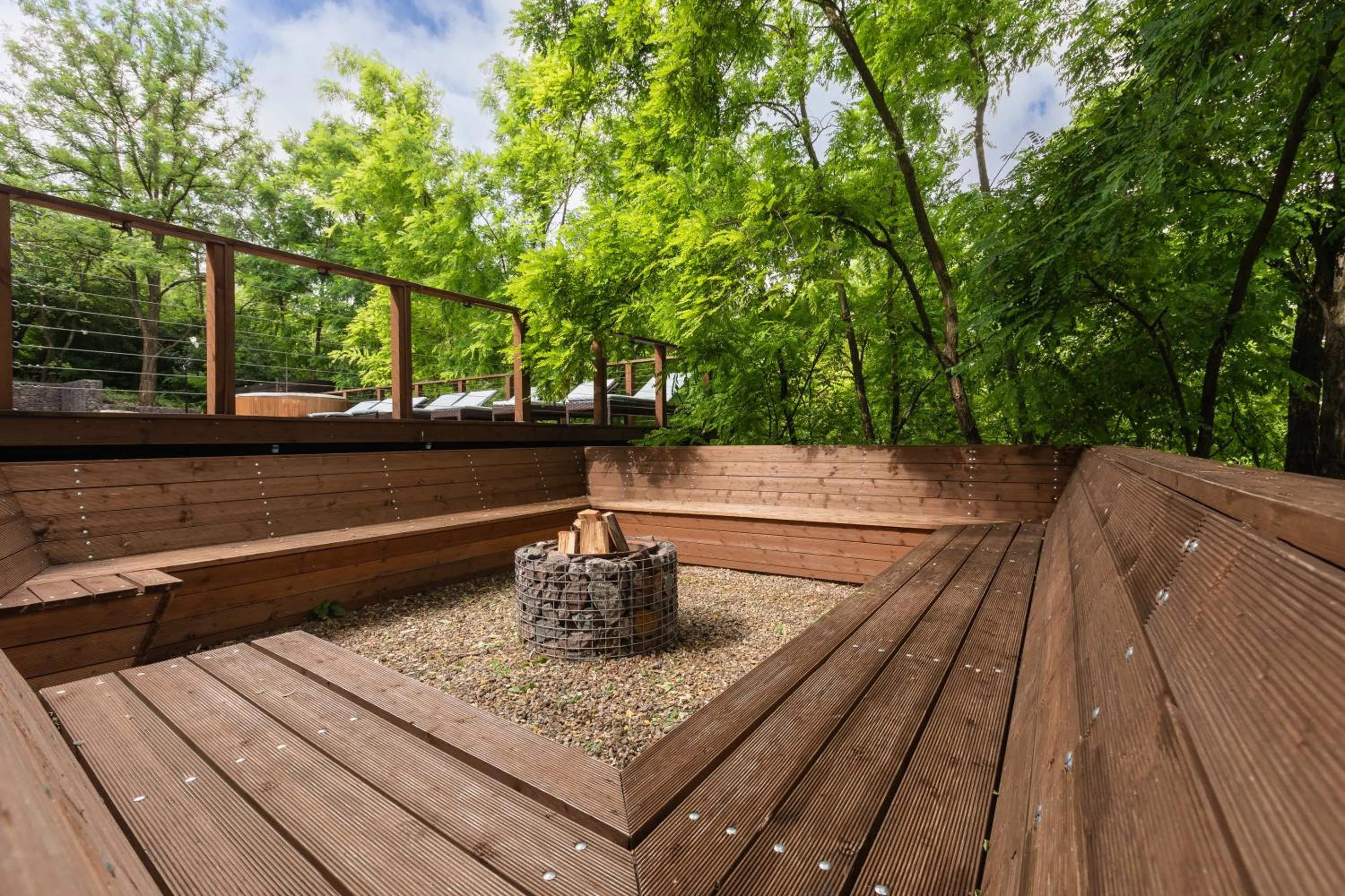 Tree House Relax Park