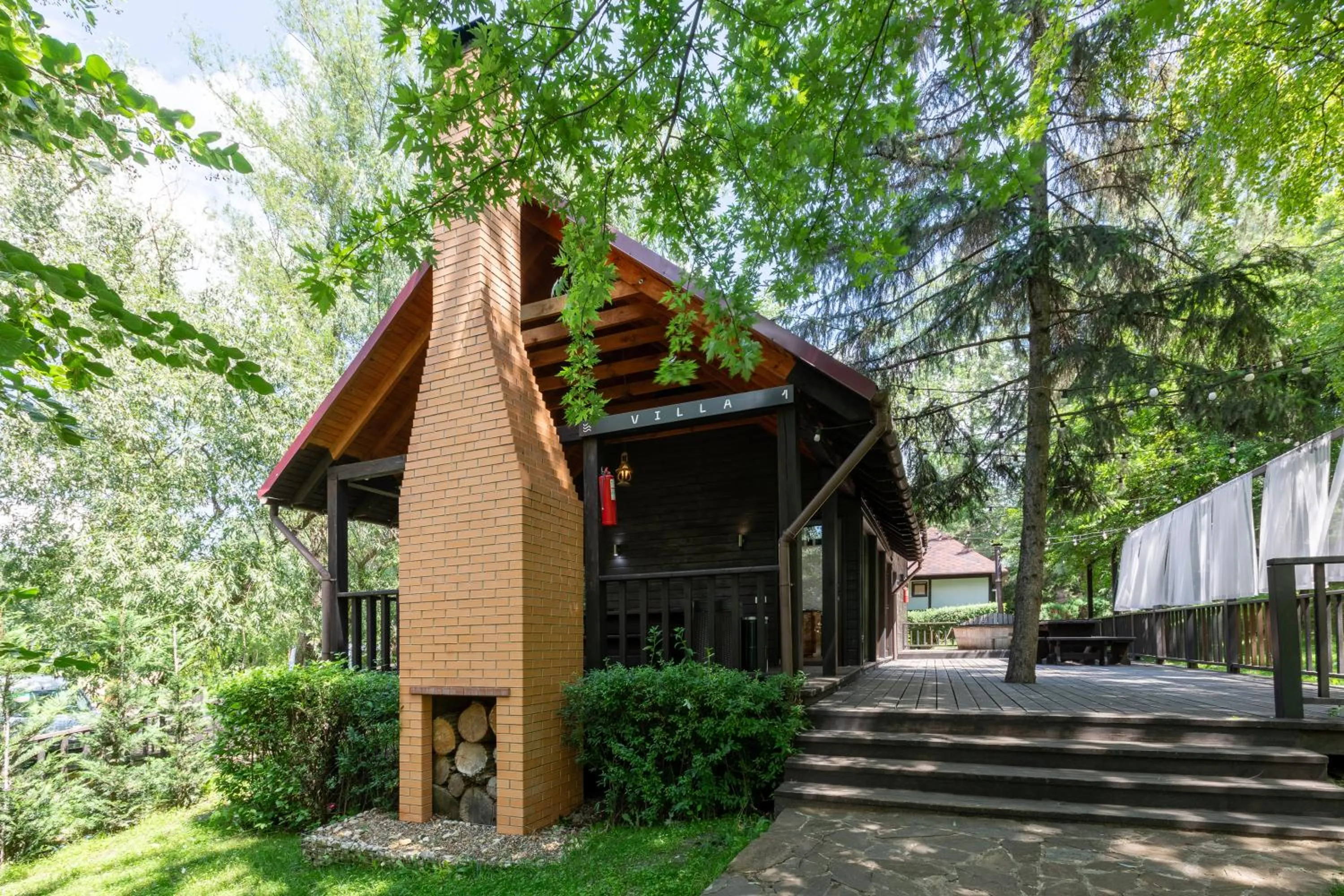 Tree House Relax Park