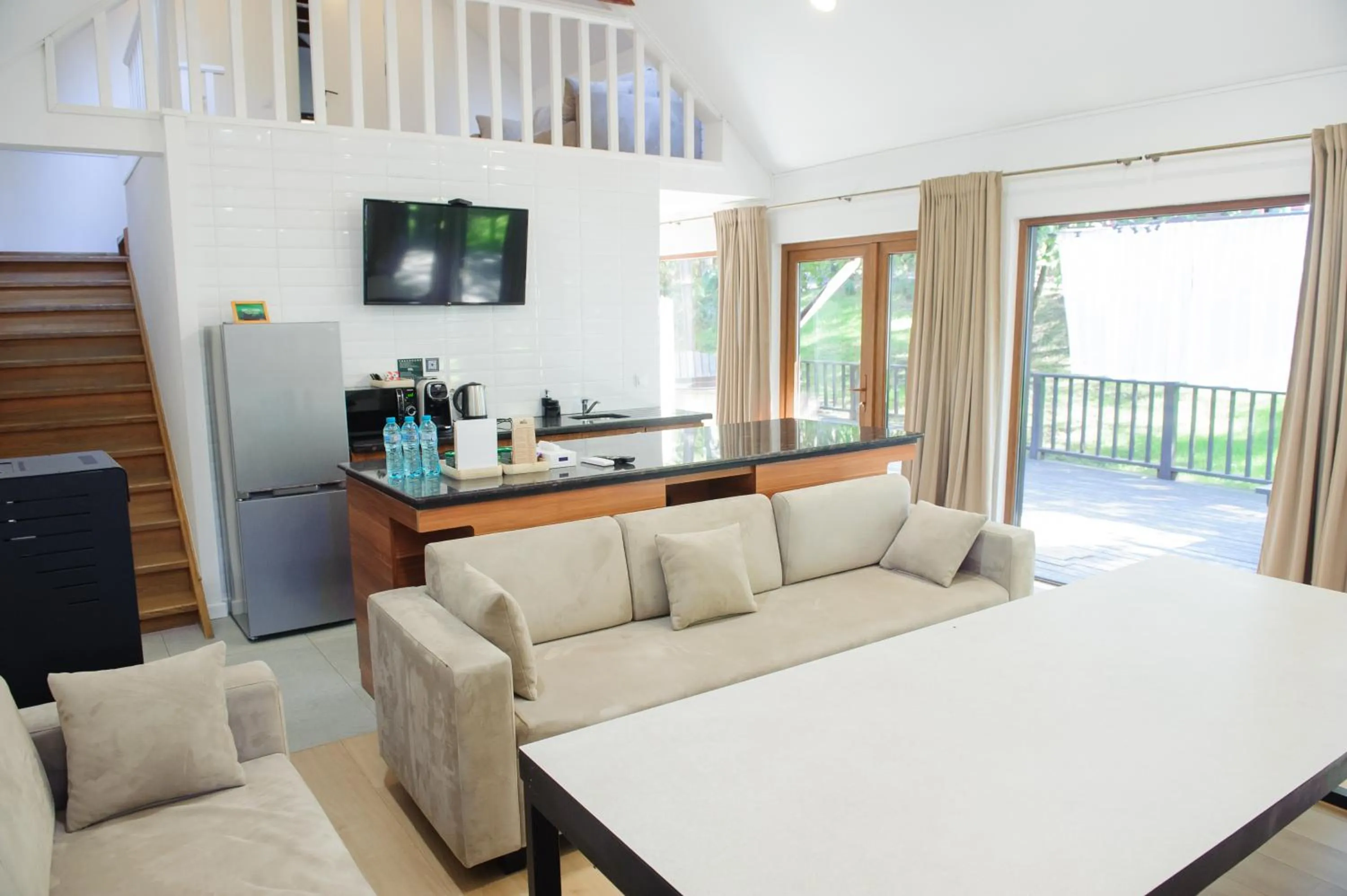 Tree House Relax Park