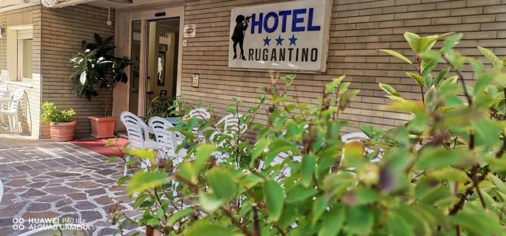 Property building in Hotel Rugantino