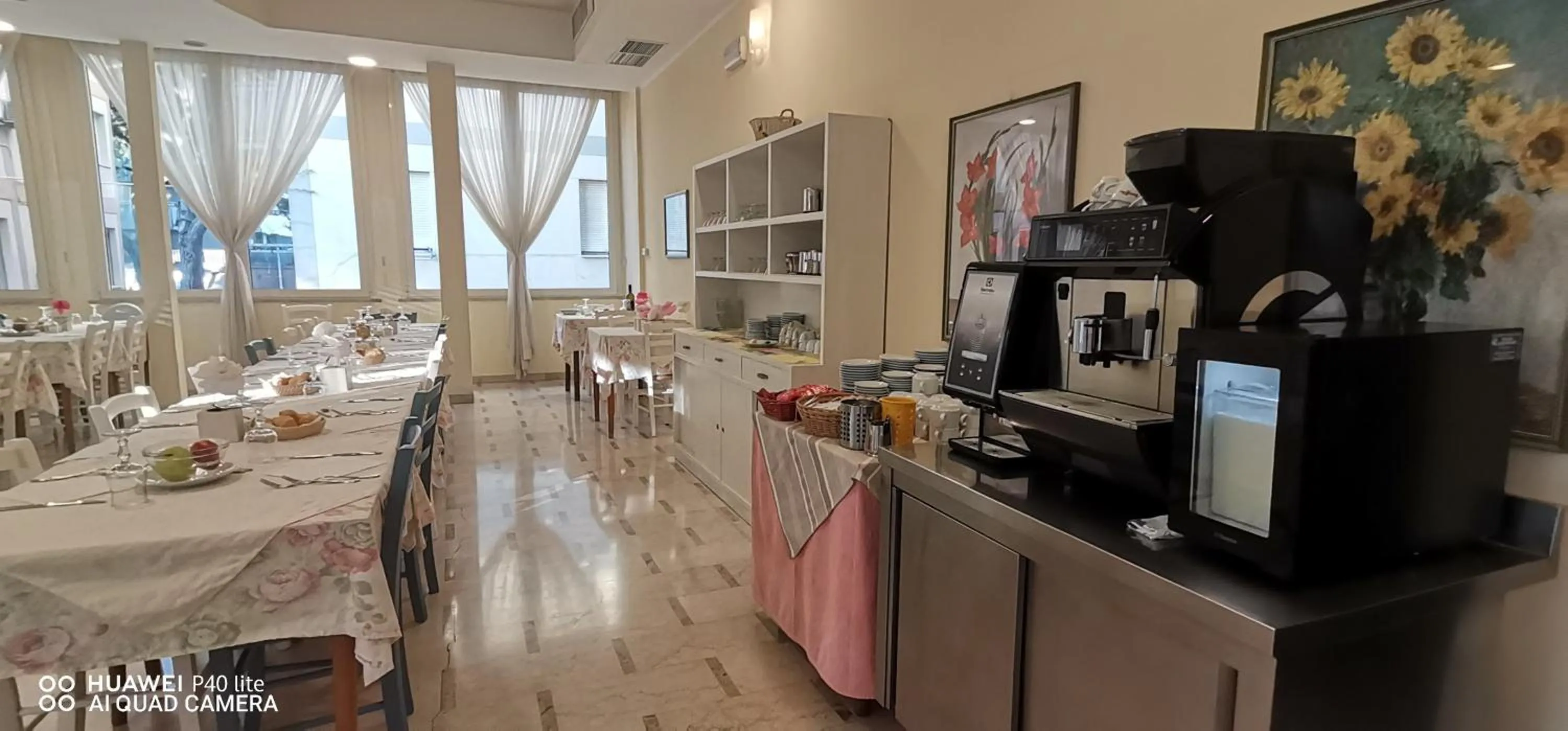 Breakfast in Hotel Rugantino