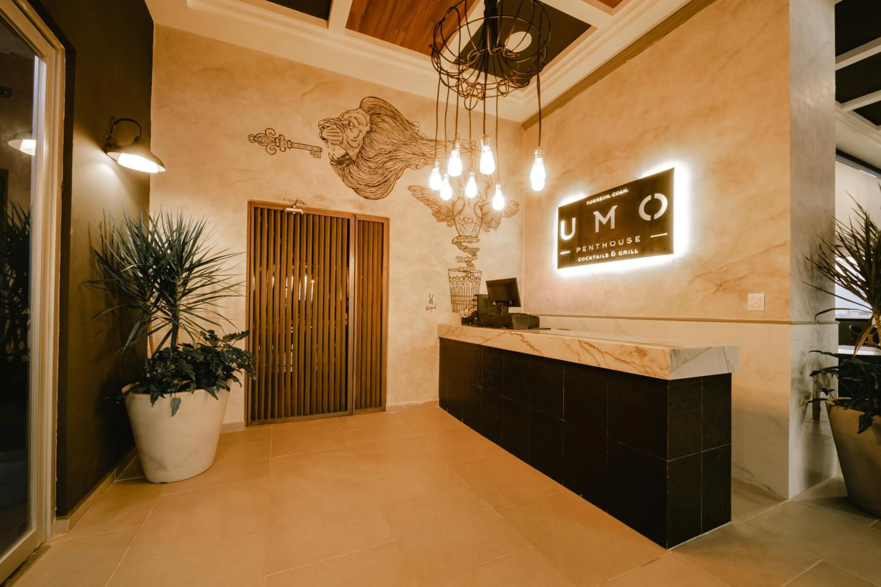 Restaurant/places to eat in Hotel Nuve Torreón