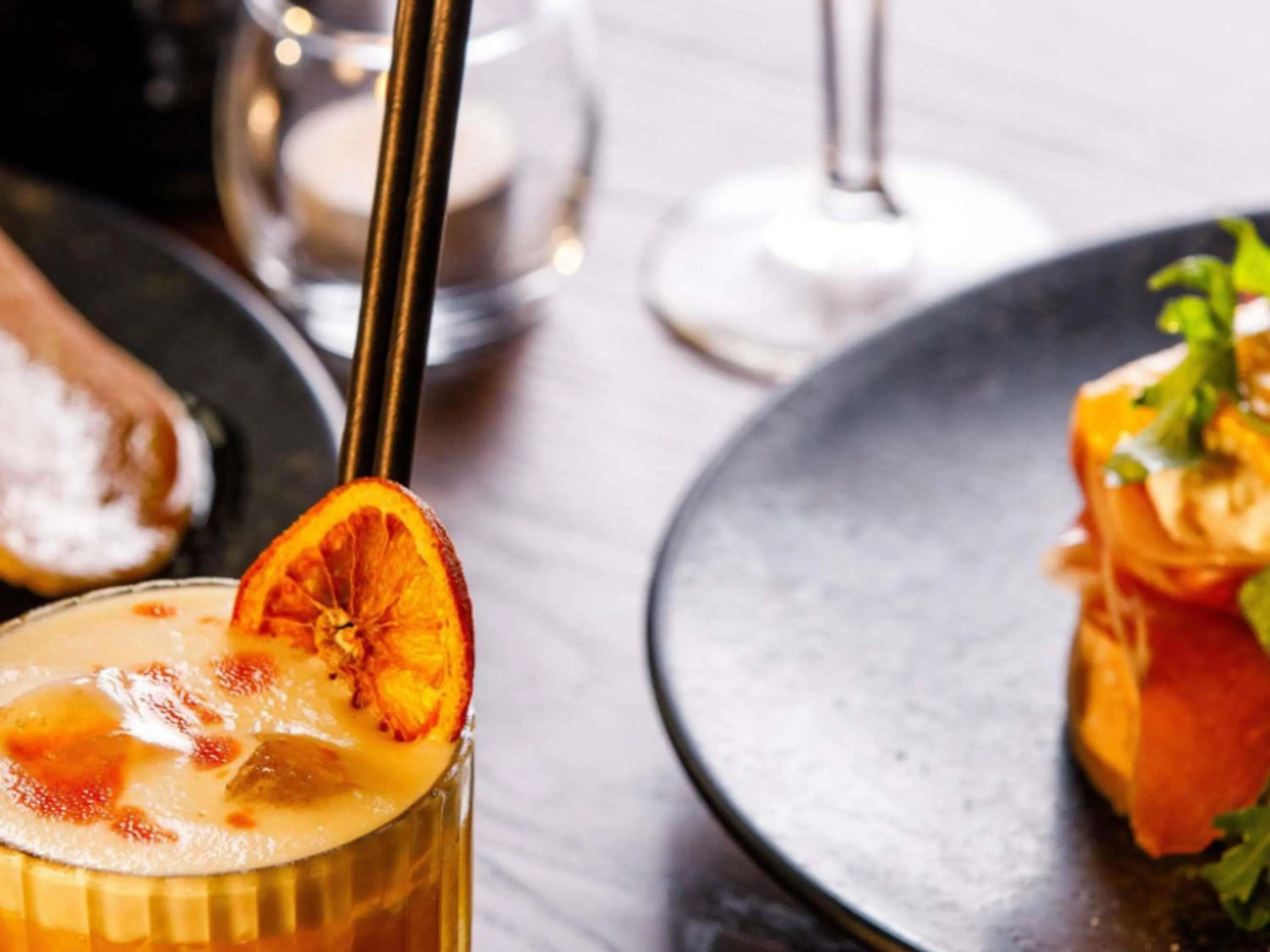 Lounge or bar in Novotel Antwerpen - Ekeren