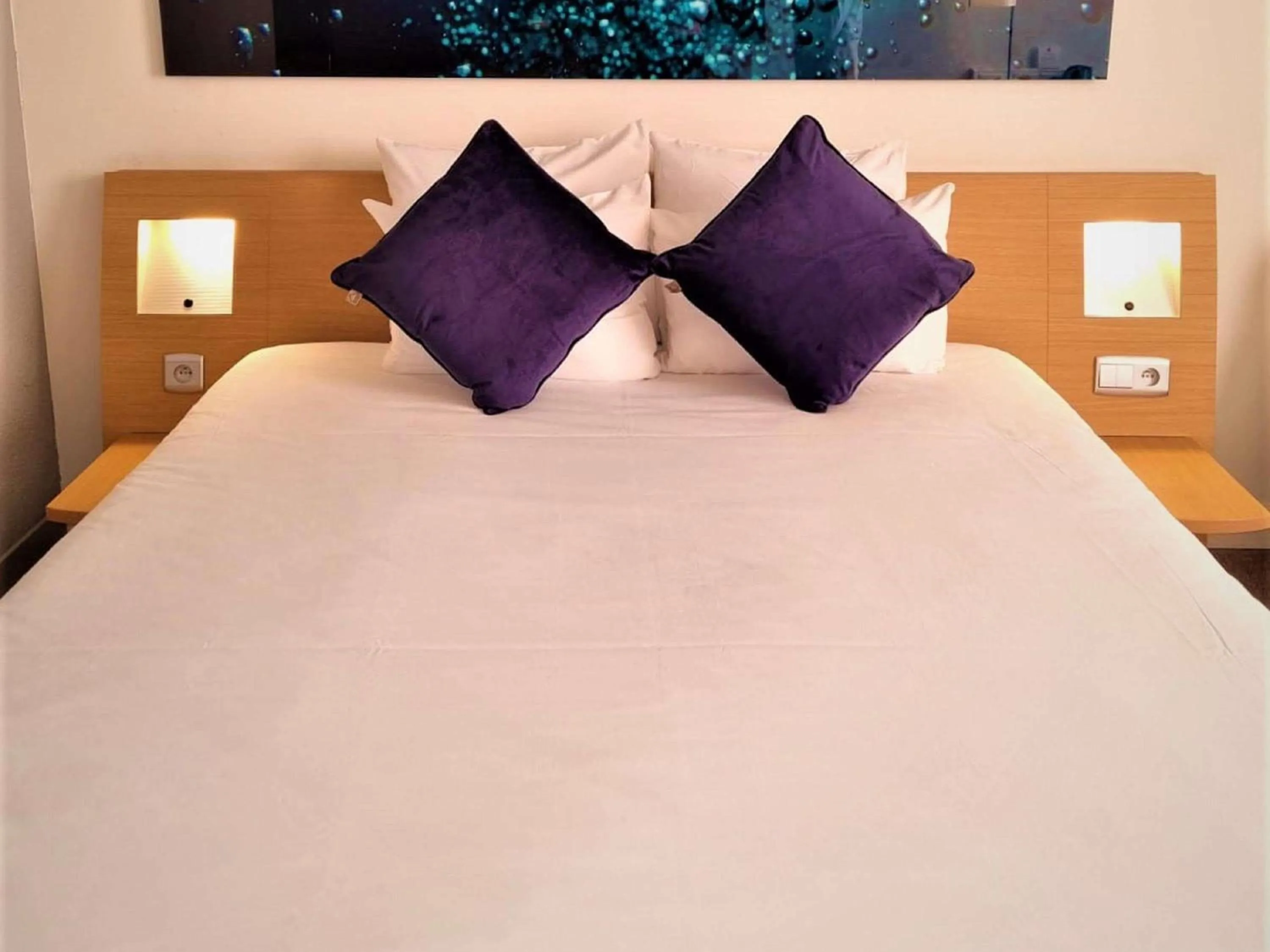 Bedroom, Bed in Novotel Antwerpen - Ekeren