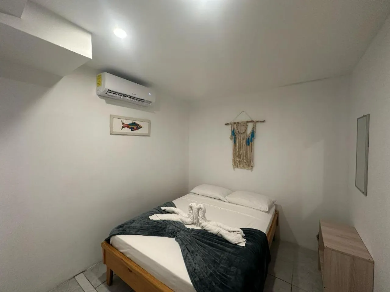 Bed in Wide Mouth Frog Quepos