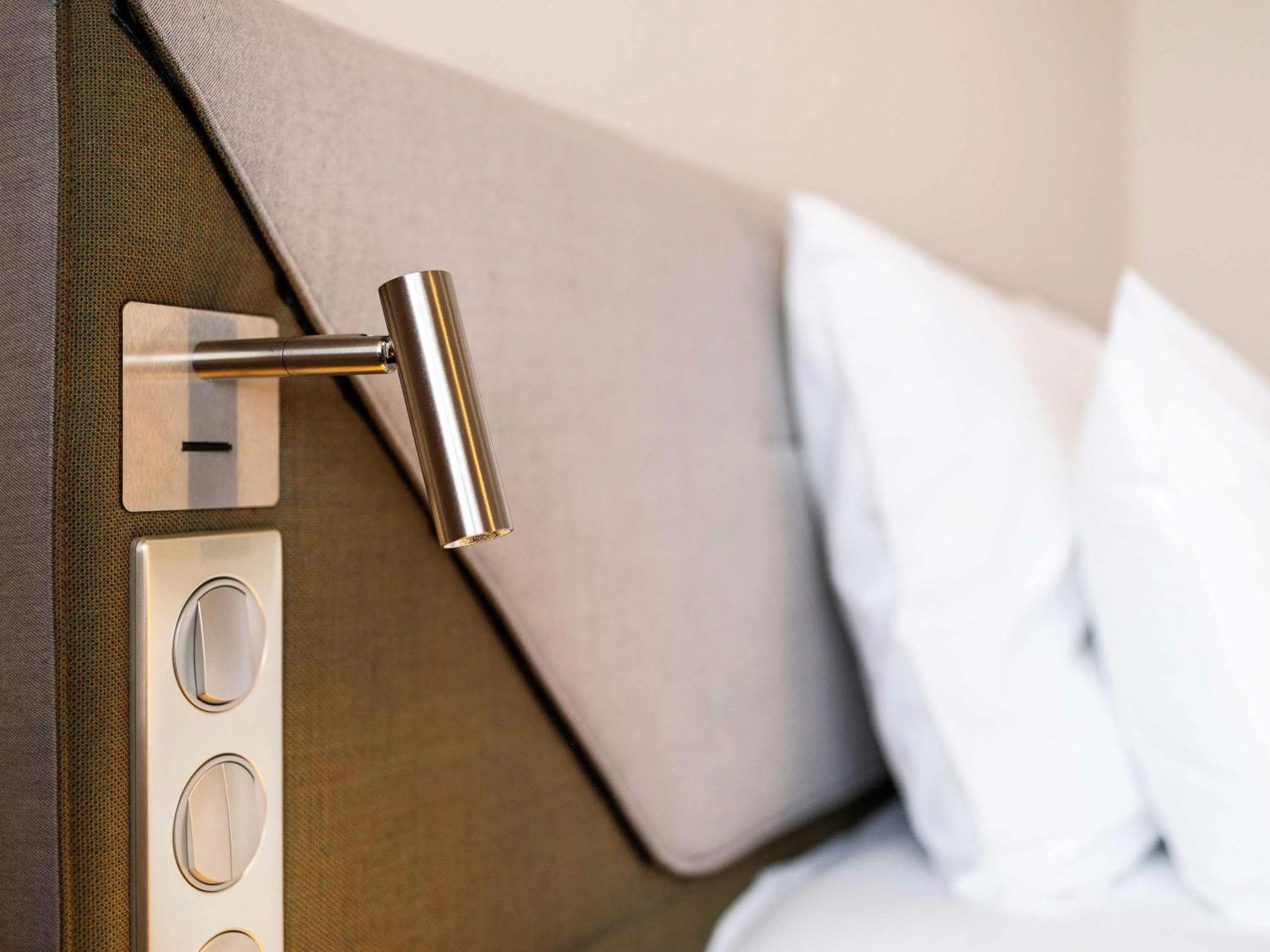 Executive Double Room with One Sofa Bed in Novotel Brugge Centrum