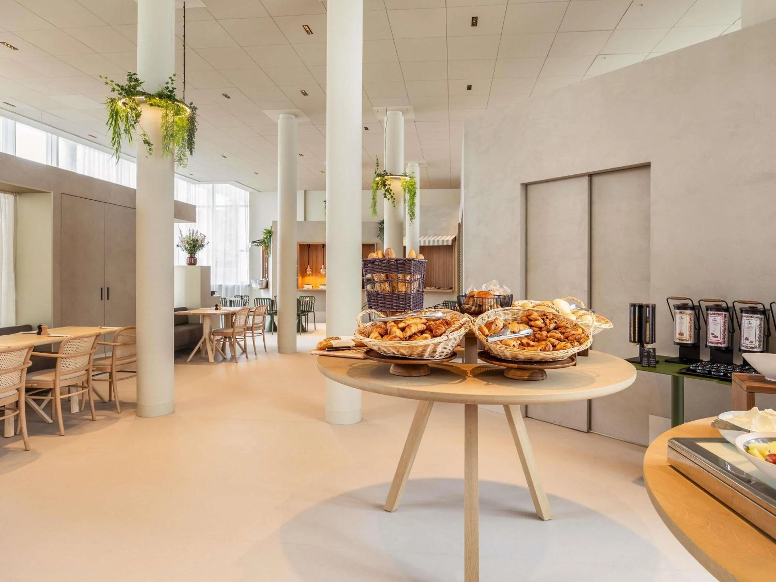 Restaurant/places to eat in Novotel Brugge Centrum