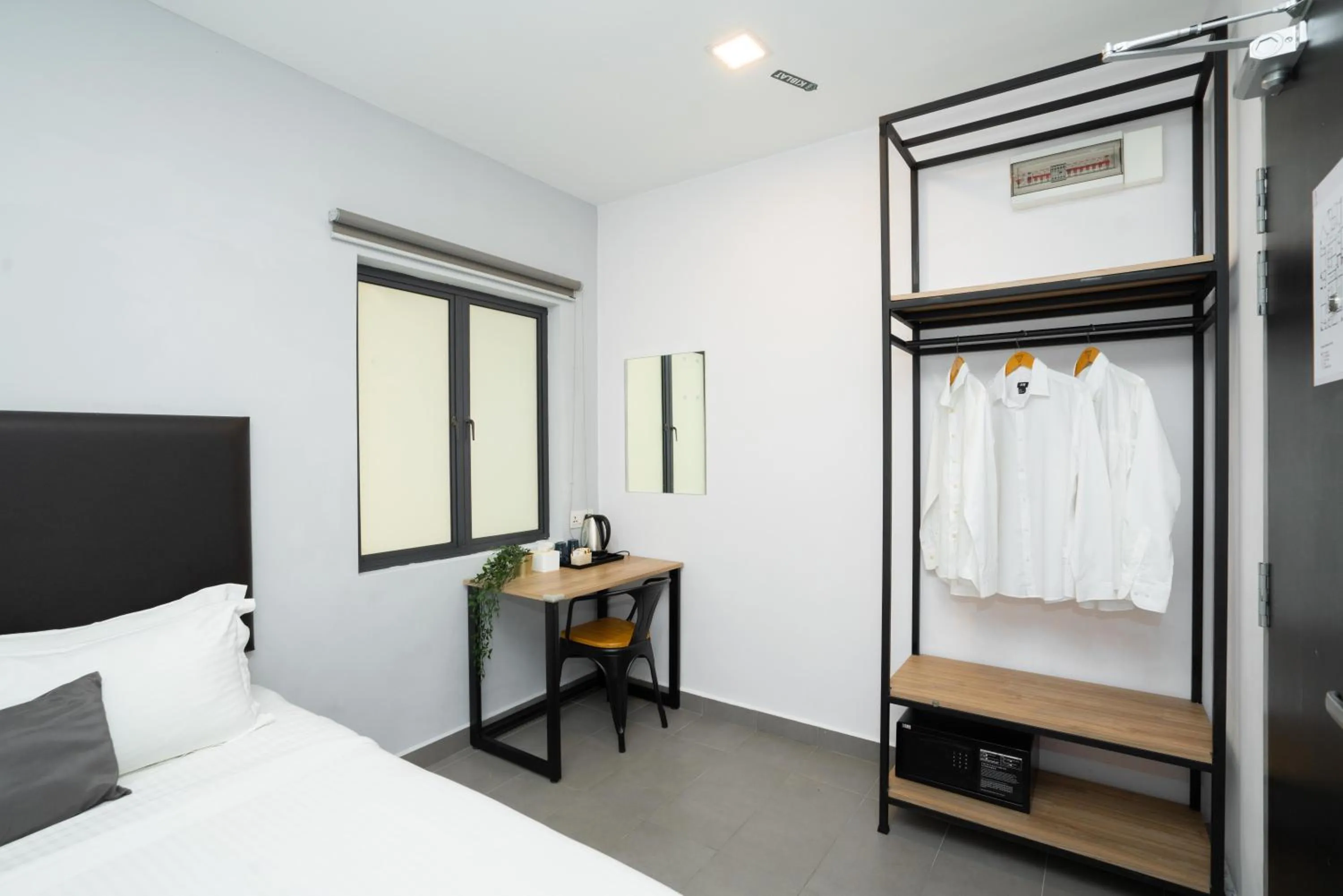 Coffee/tea facilities, Bed in B Lot Hotel