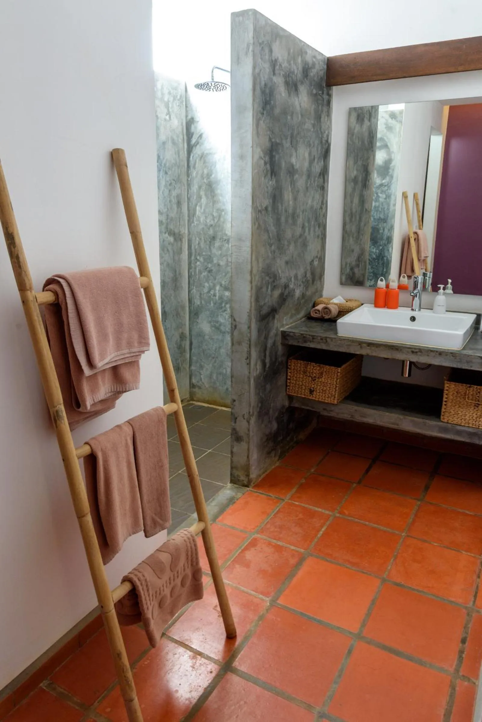 Bathroom in Sala Baï Hotel & Restaurant School