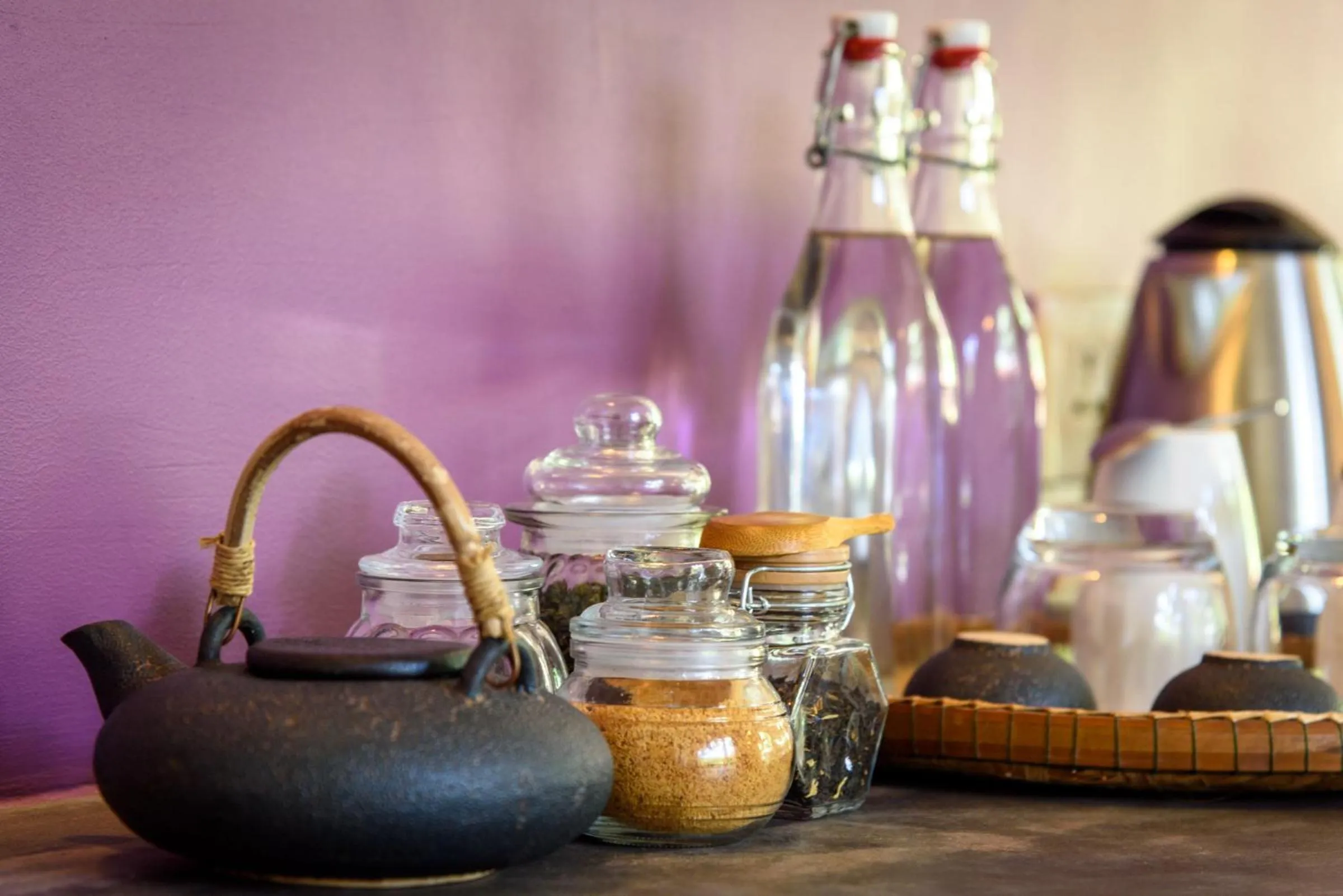 Coffee/tea facilities in Sala Baï Hotel & Restaurant School