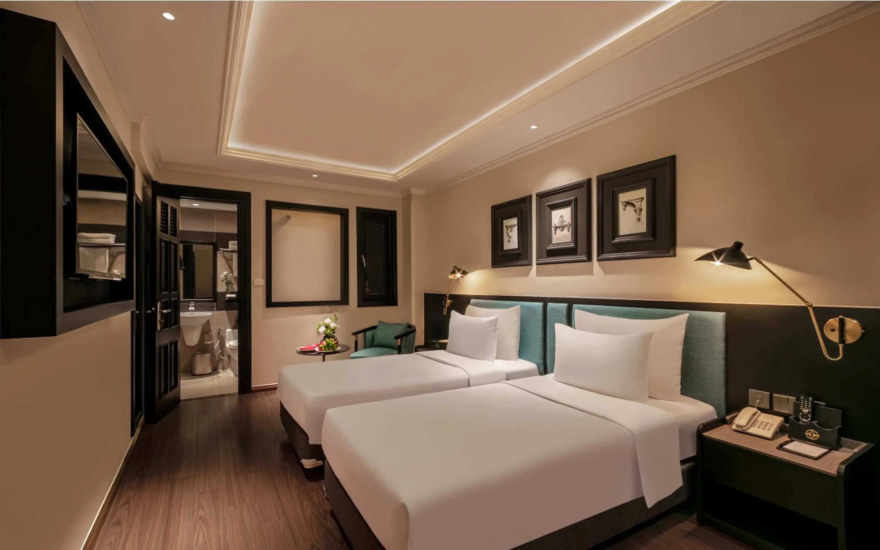 Seating area, Bed in Champton Hanoi Hotel