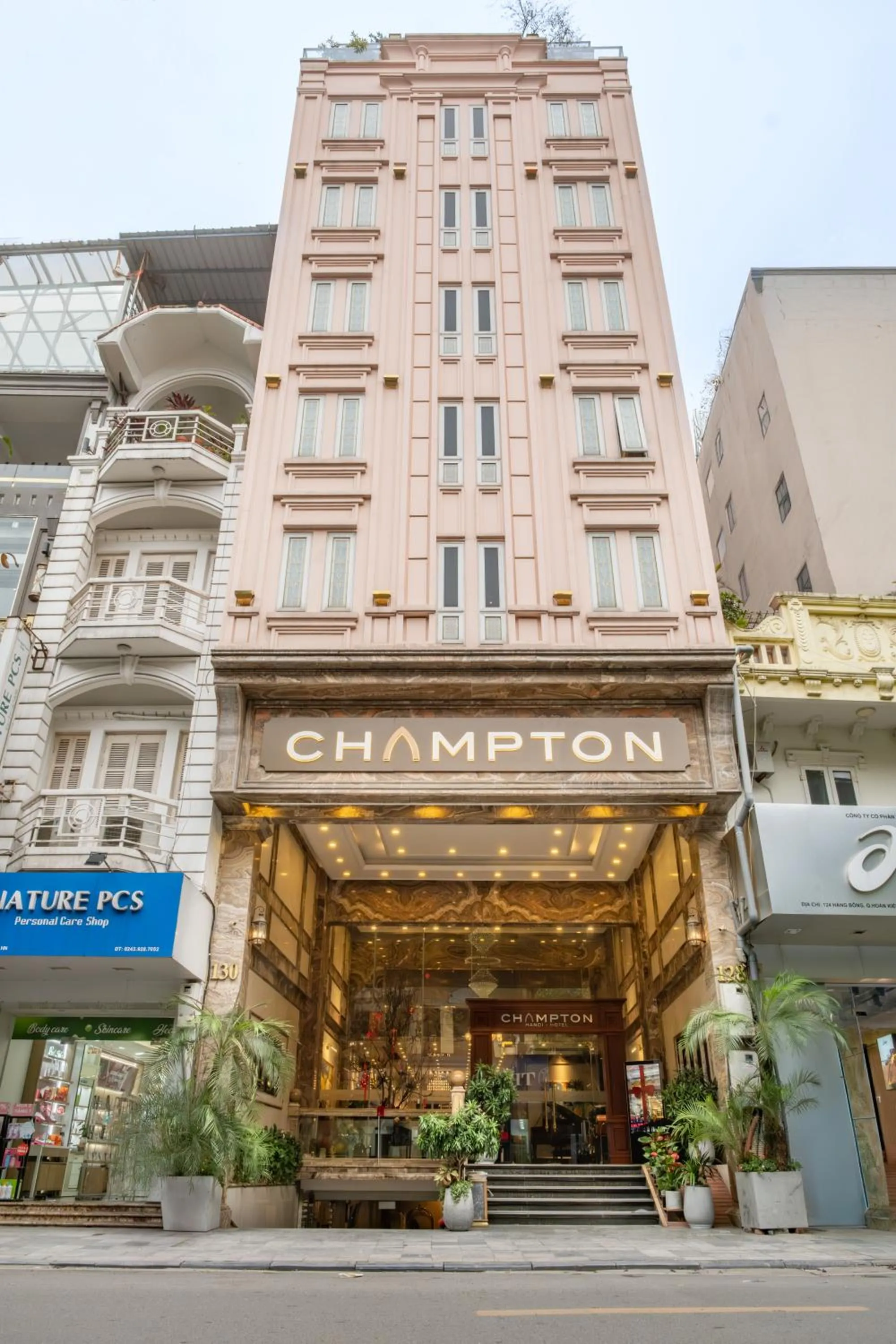 Property building in Champton Hanoi Hotel