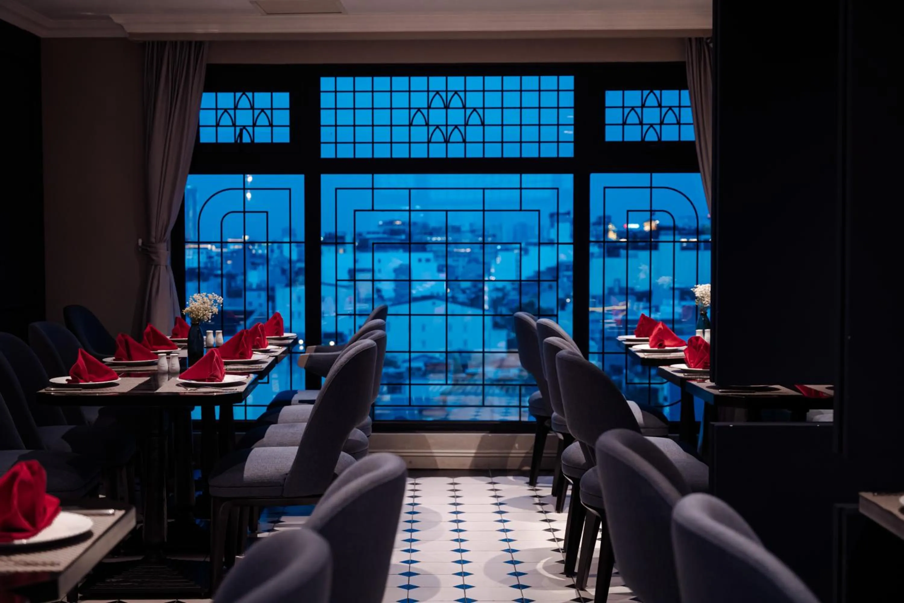 Restaurant/places to eat in Champton Hanoi Hotel