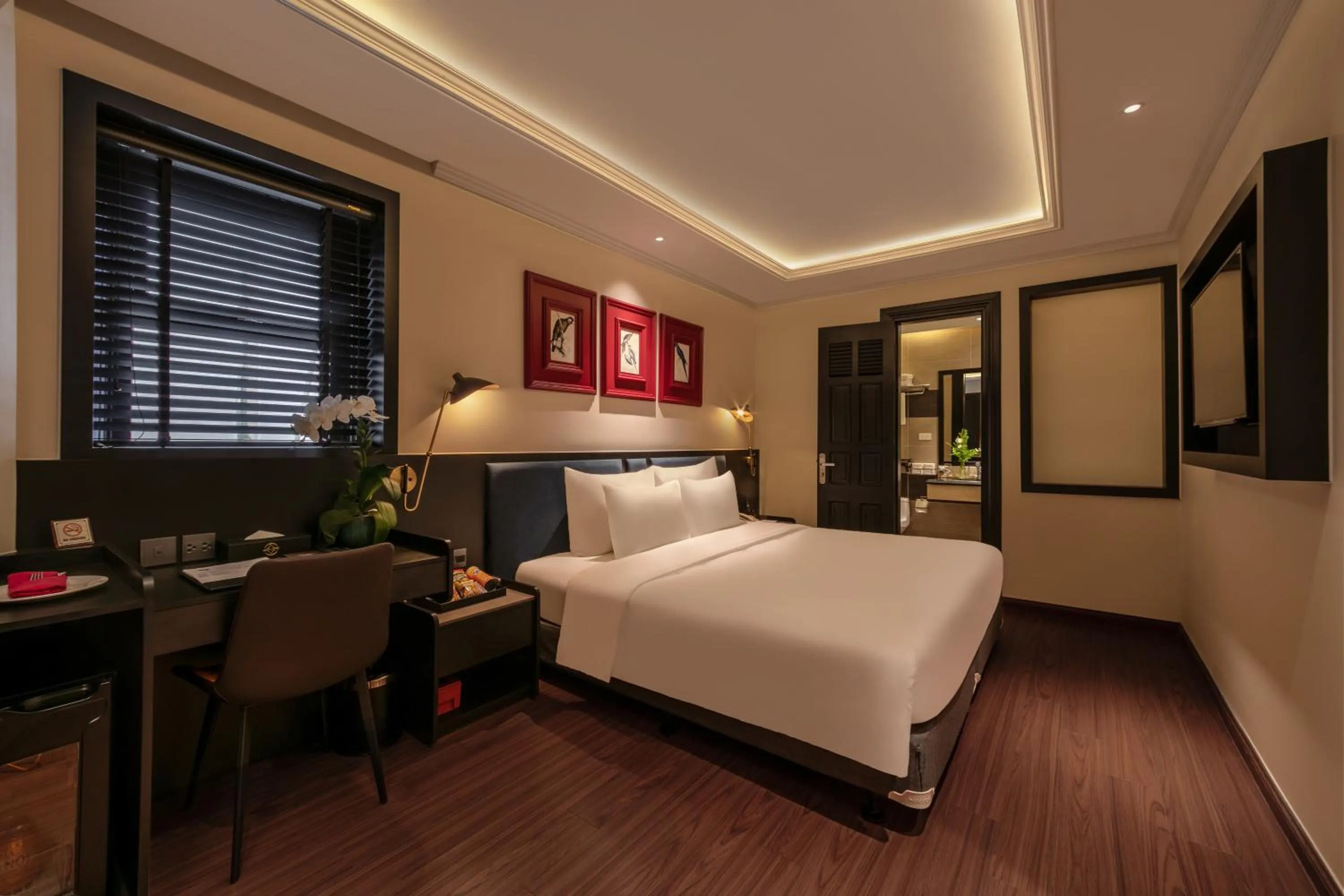Property building, Bed in Champton Hanoi Hotel