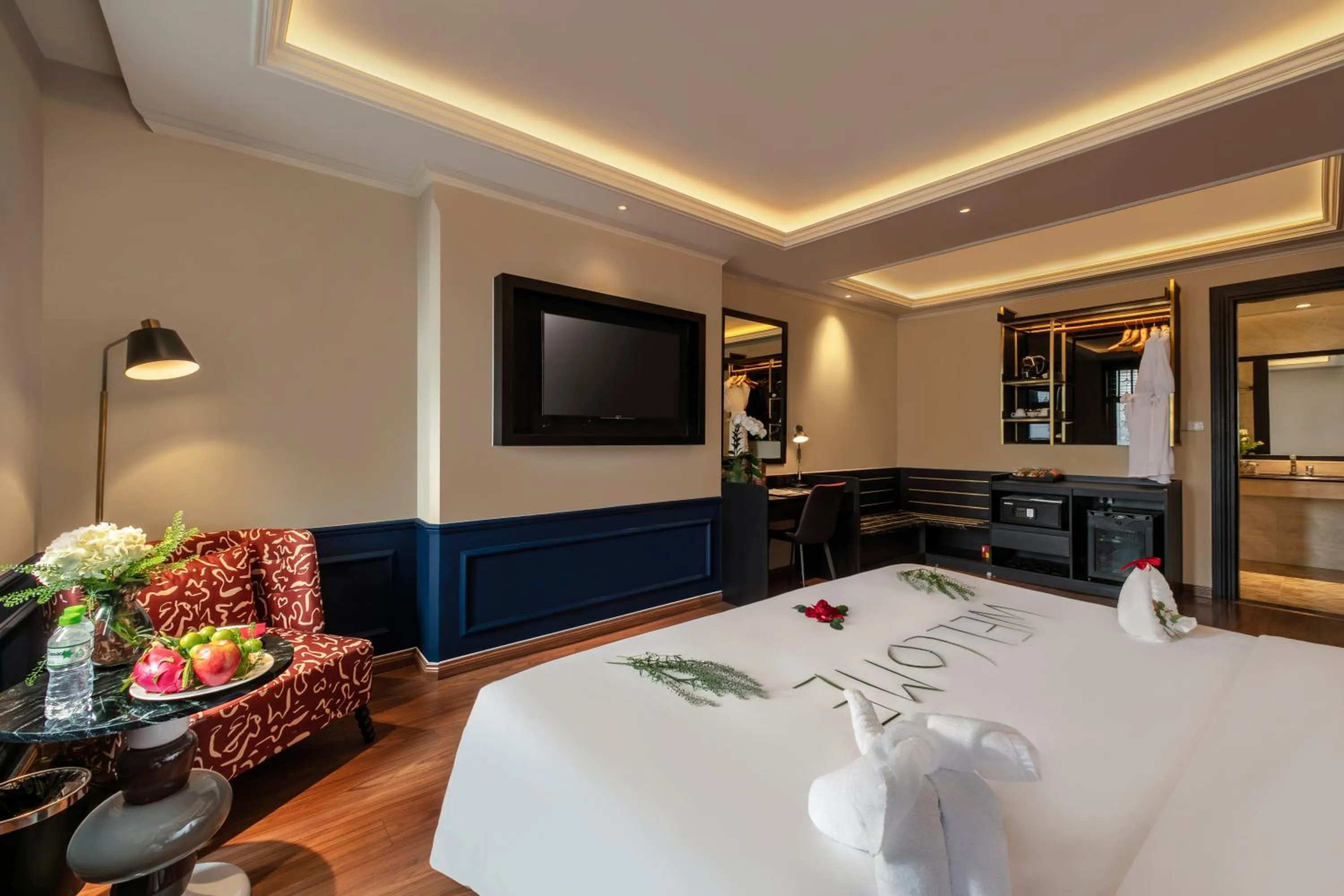 Photo of the whole room in Champton Hanoi Hotel