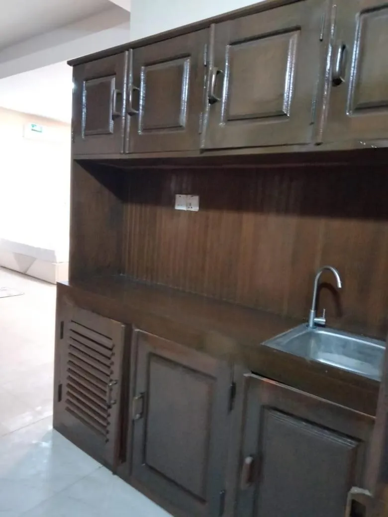 Gnaanams Hotel and Restaurant