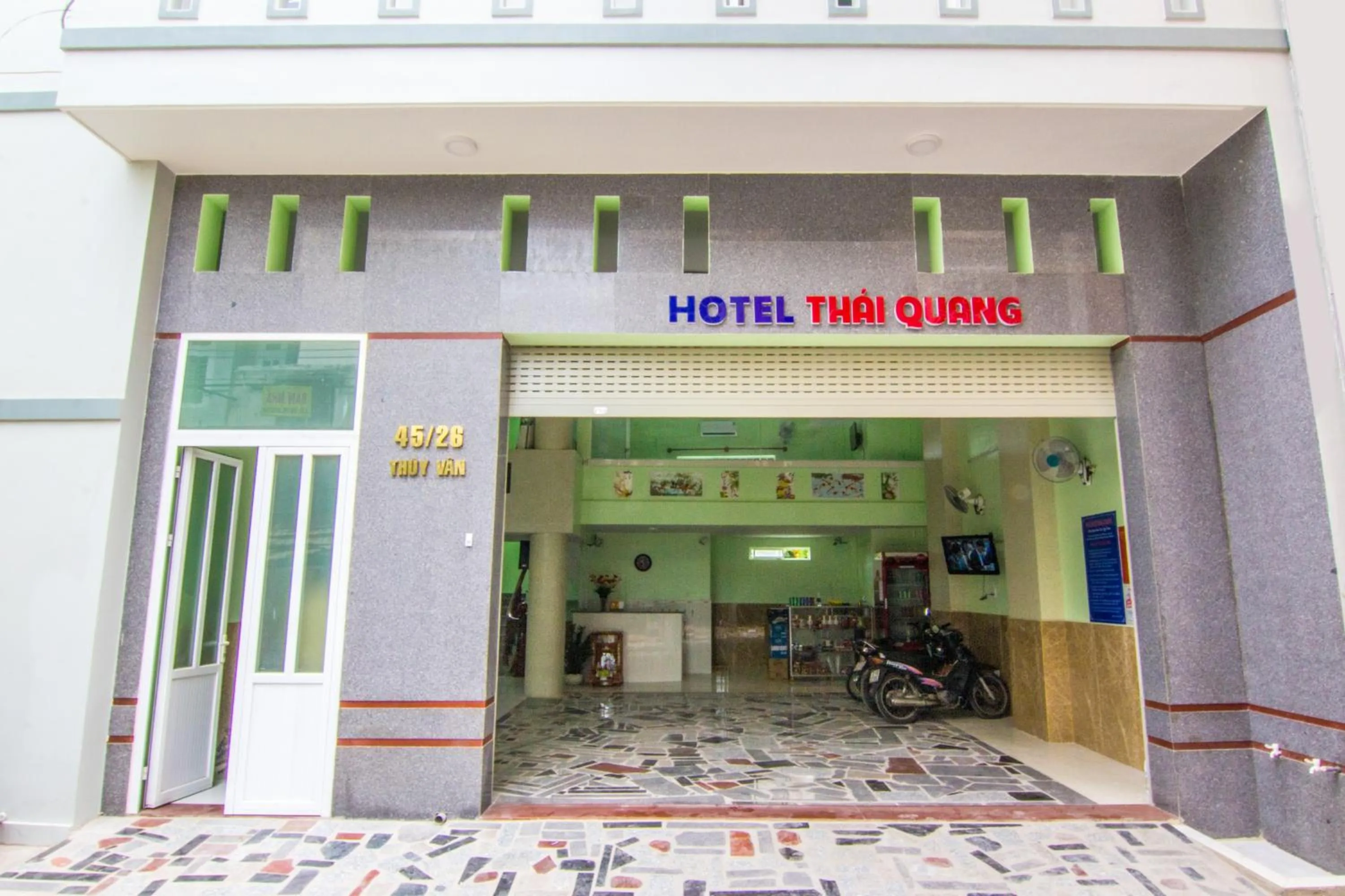 Property building in Thai Quang Hotel
