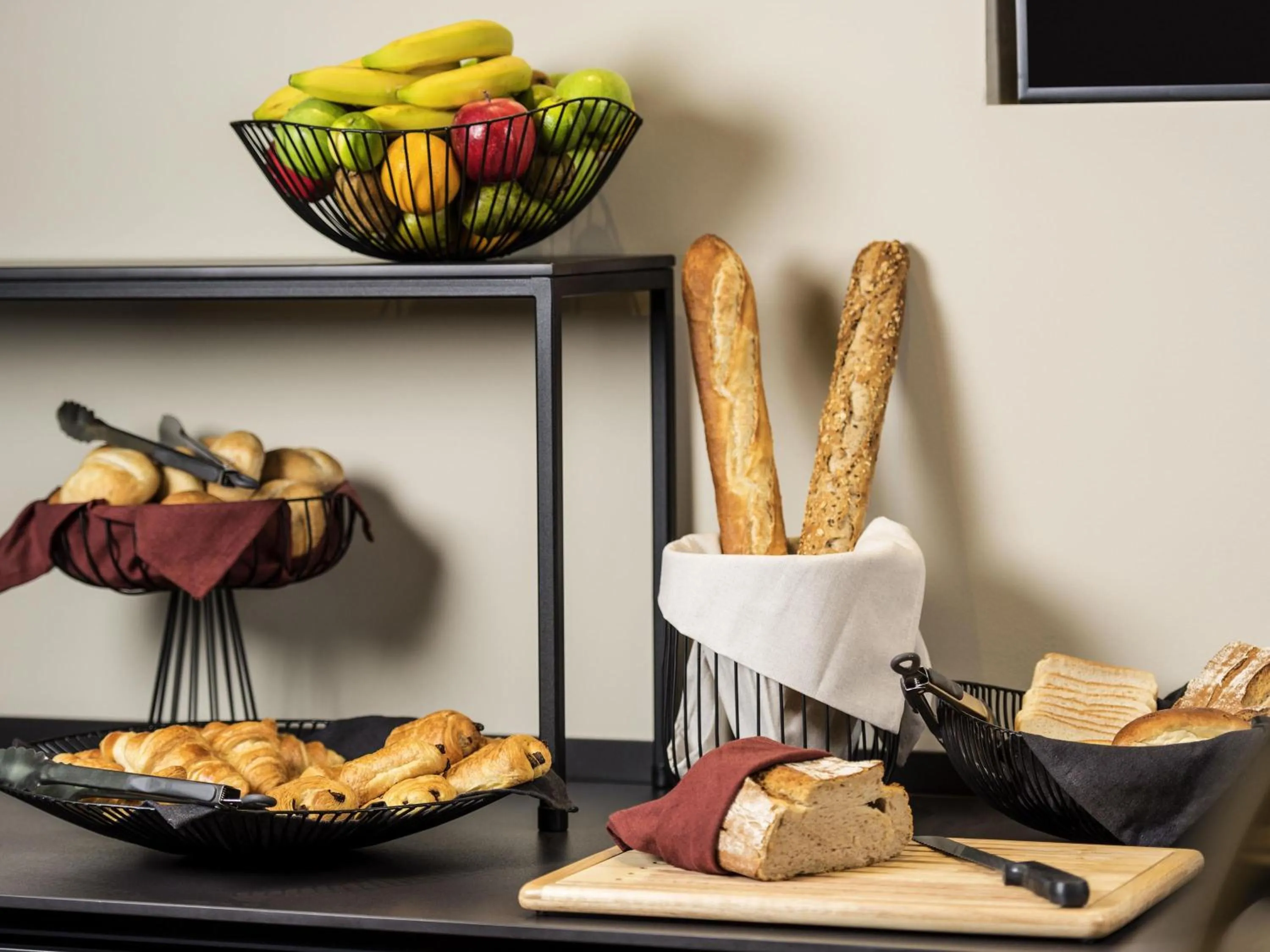 Breakfast in ibis Brussels Centre Chatelain