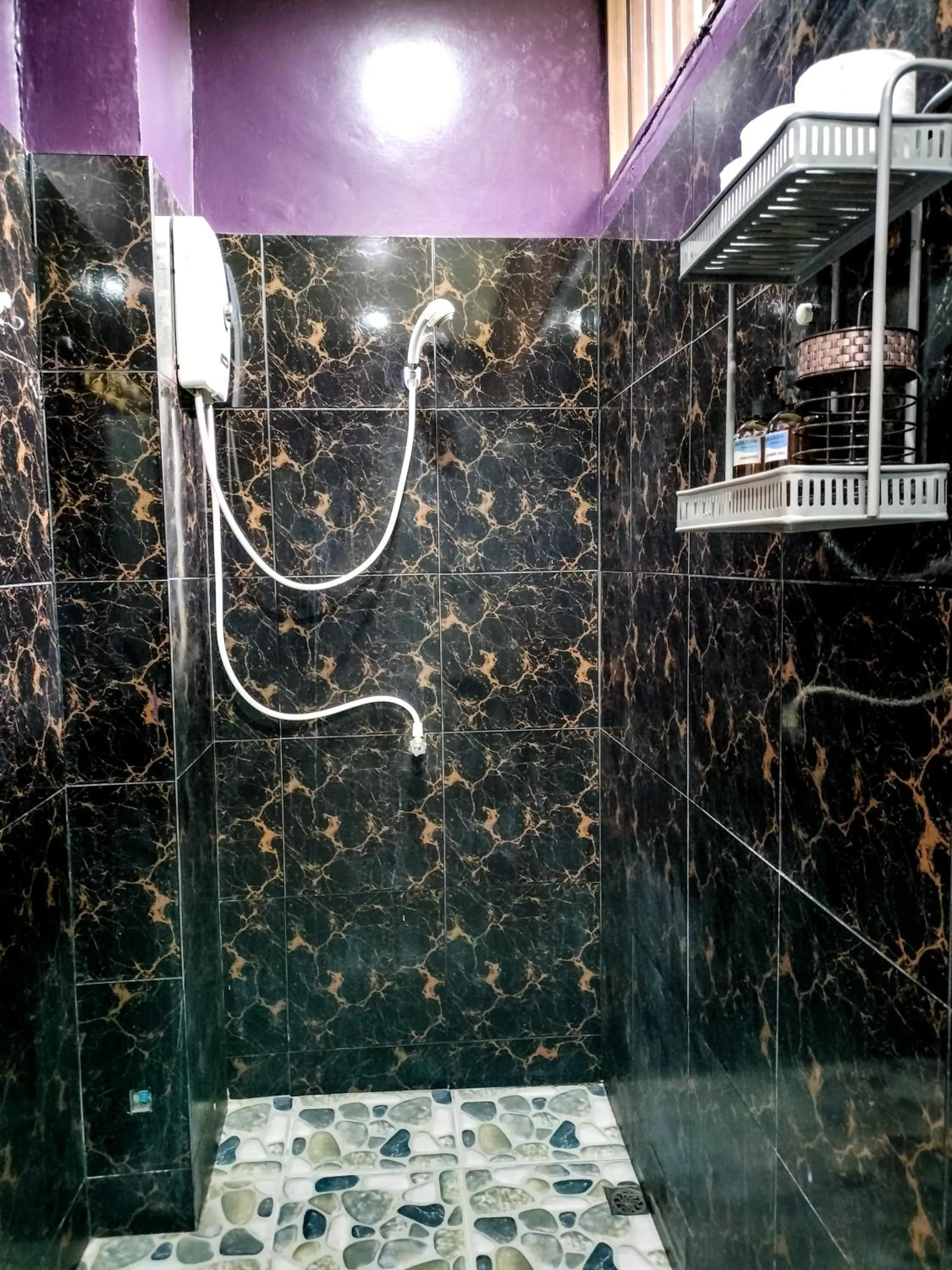 Shower in Wirason Residence