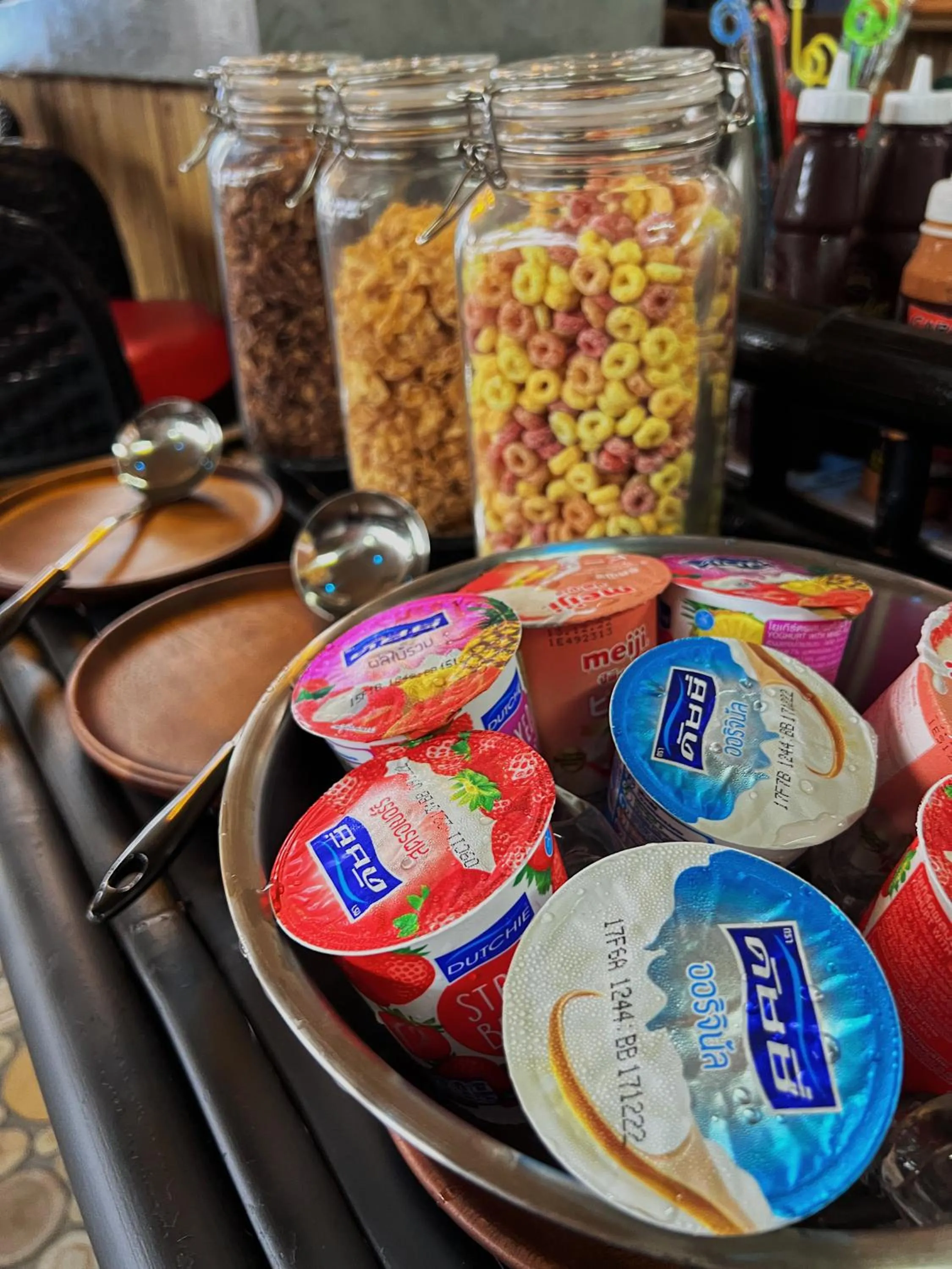 Food in Wirason Residence