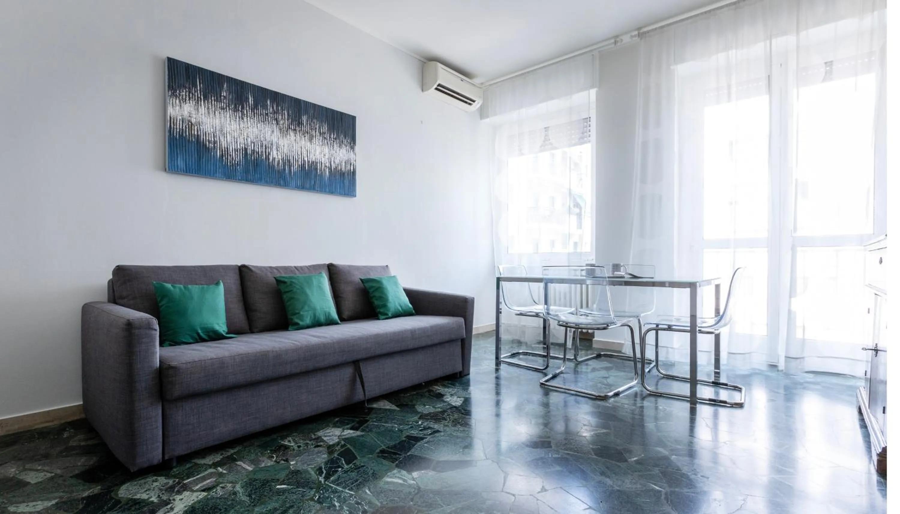 Living room in Italianway Easy - Bonnet 5