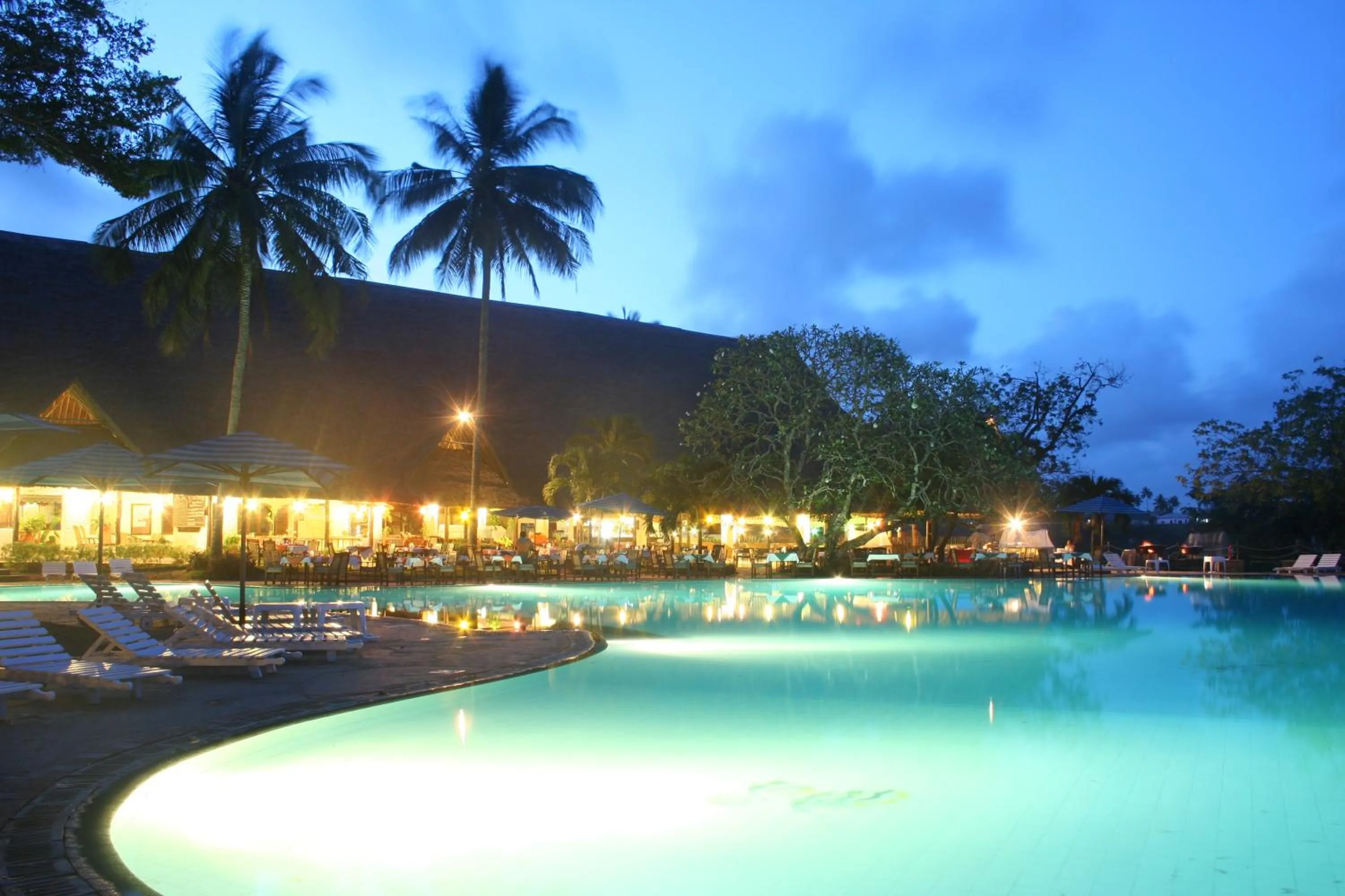 Night in Mnarani Beach Club