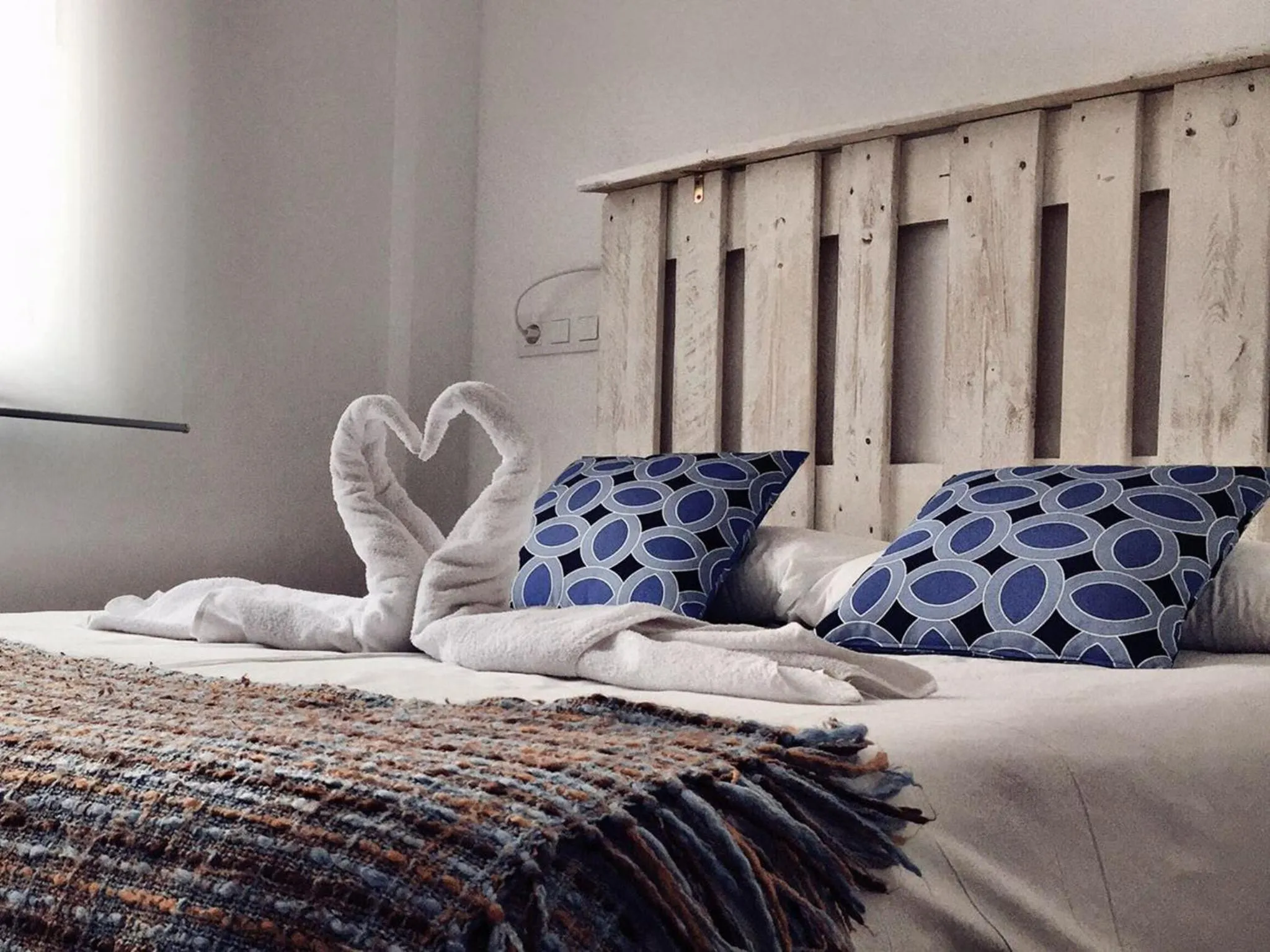 Bed in Hostal Ciempozuelos, cerca del Parque Warner y Madrid