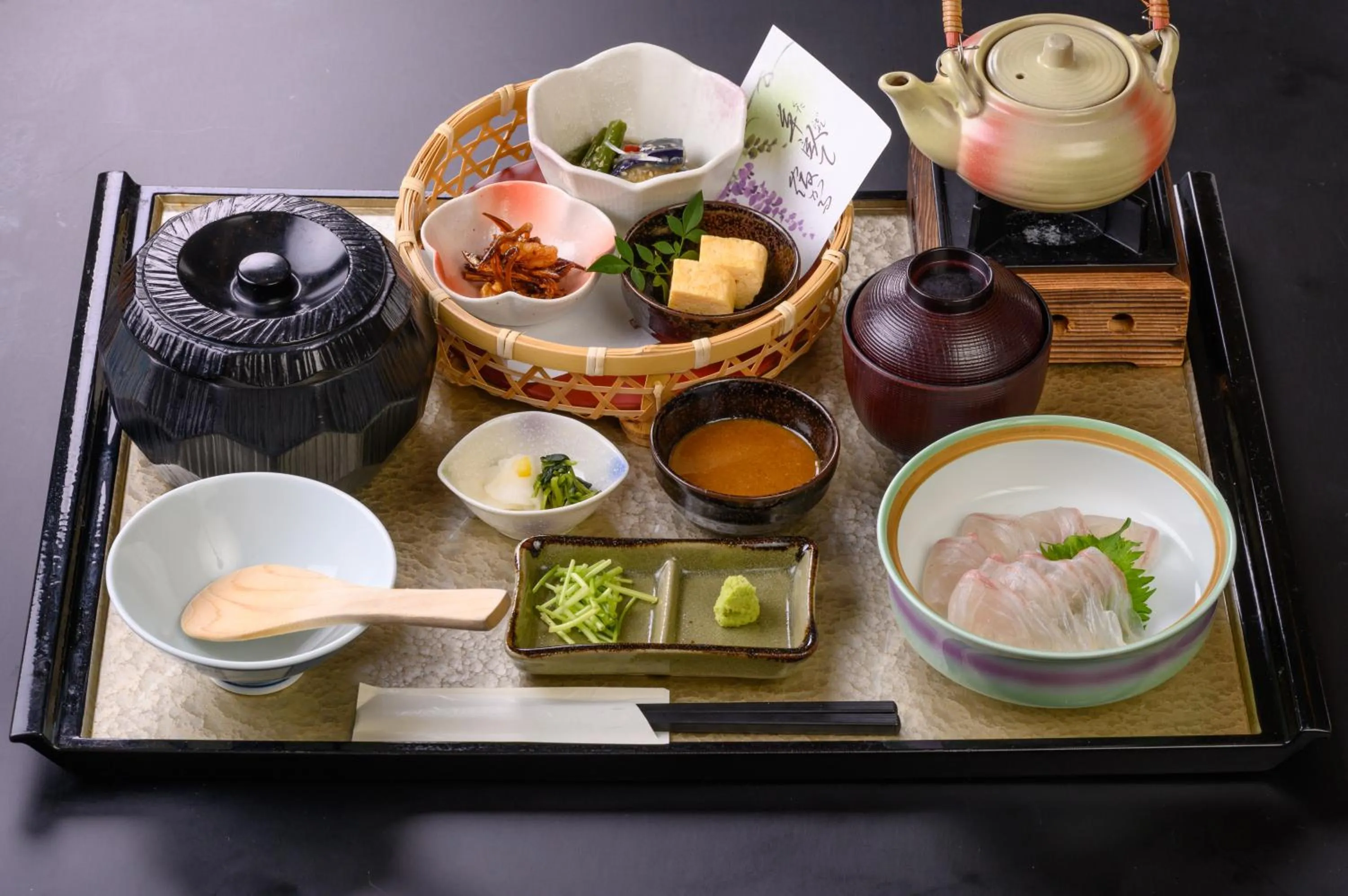 Food and drinks in Hotel Green Park Suzuka