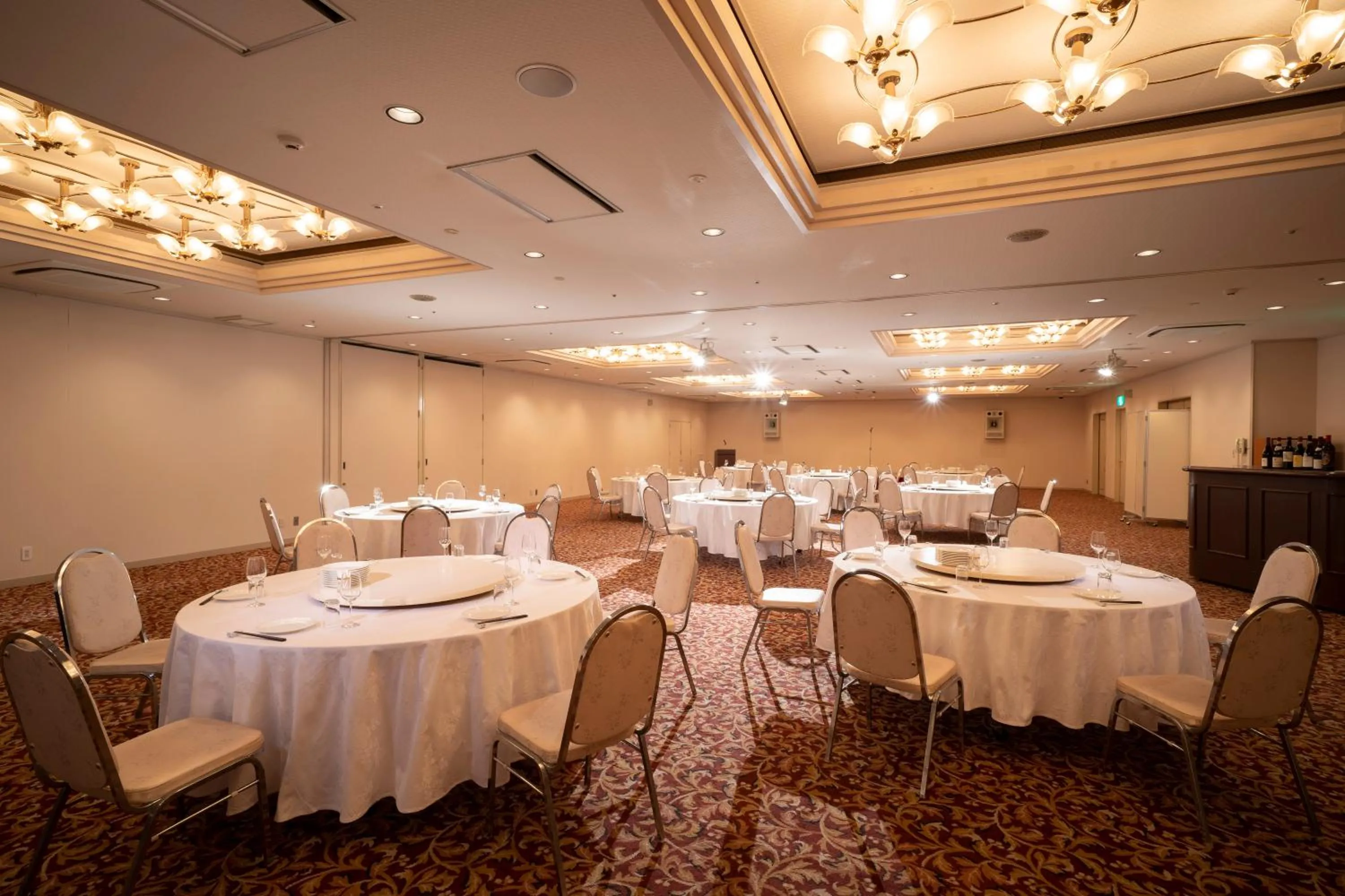 Business facilities in Hotel Green Park Suzuka