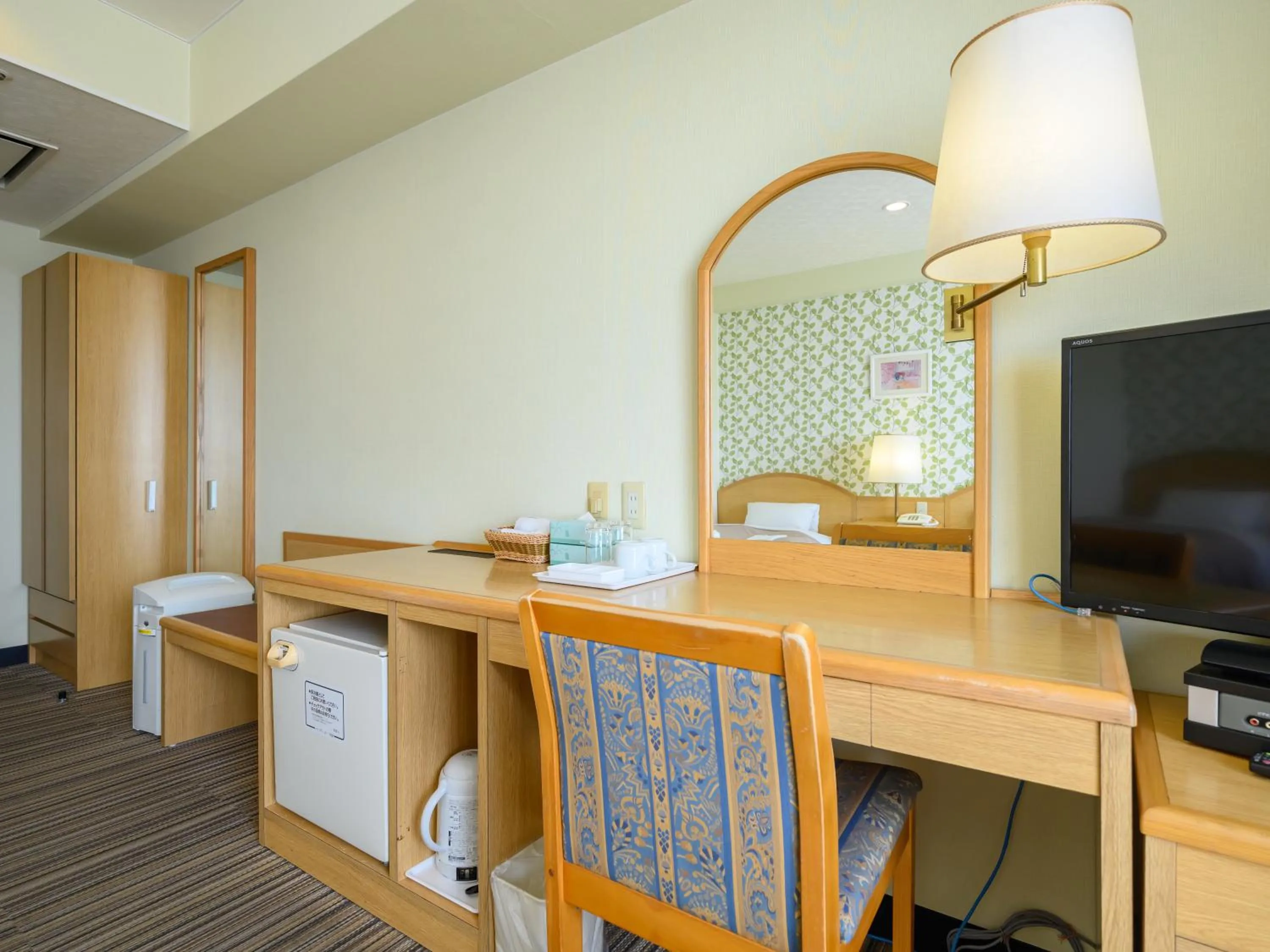 Photo of the whole room in Hotel Green Park Suzuka