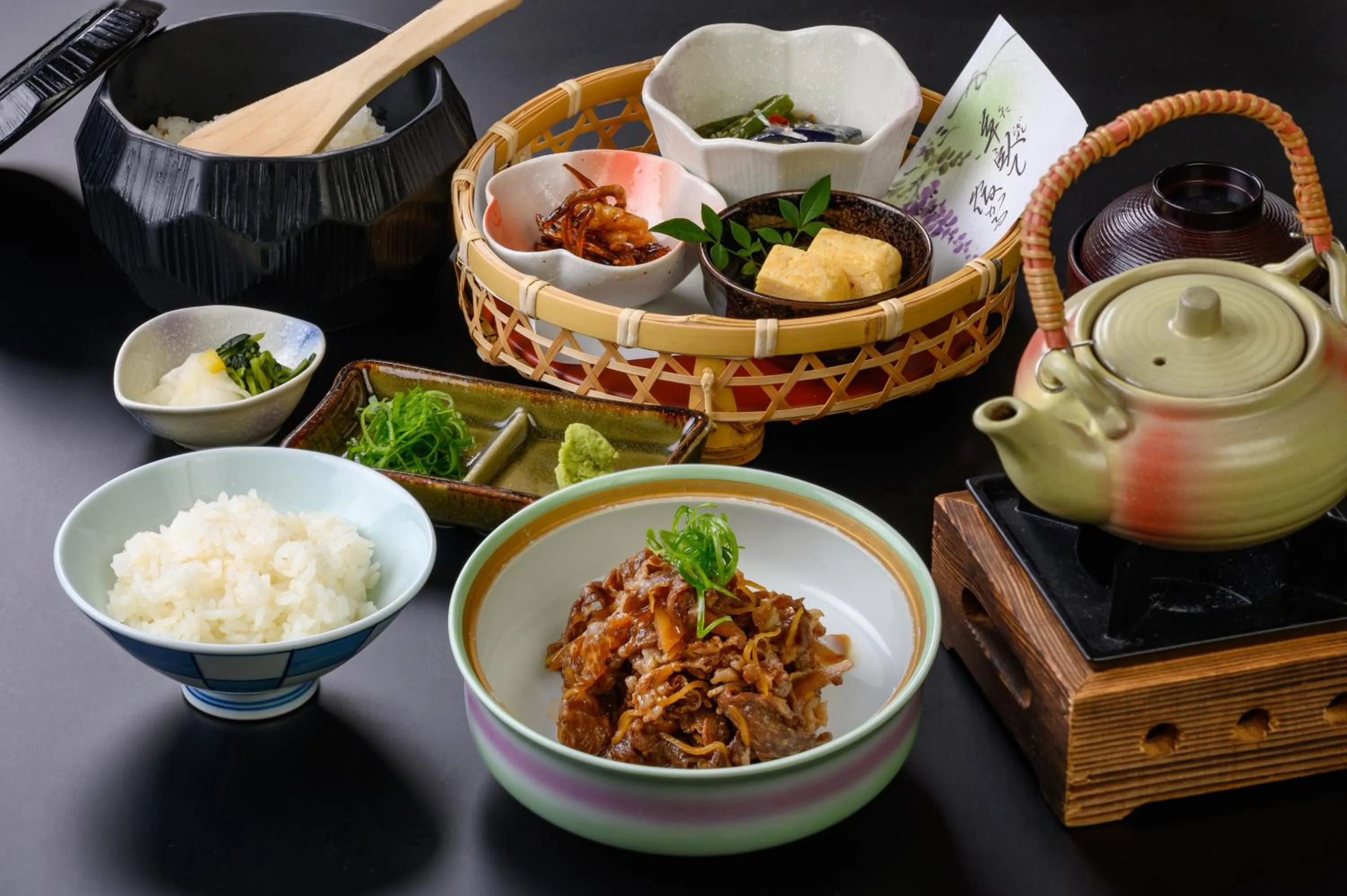 Food and drinks in Hotel Green Park Suzuka