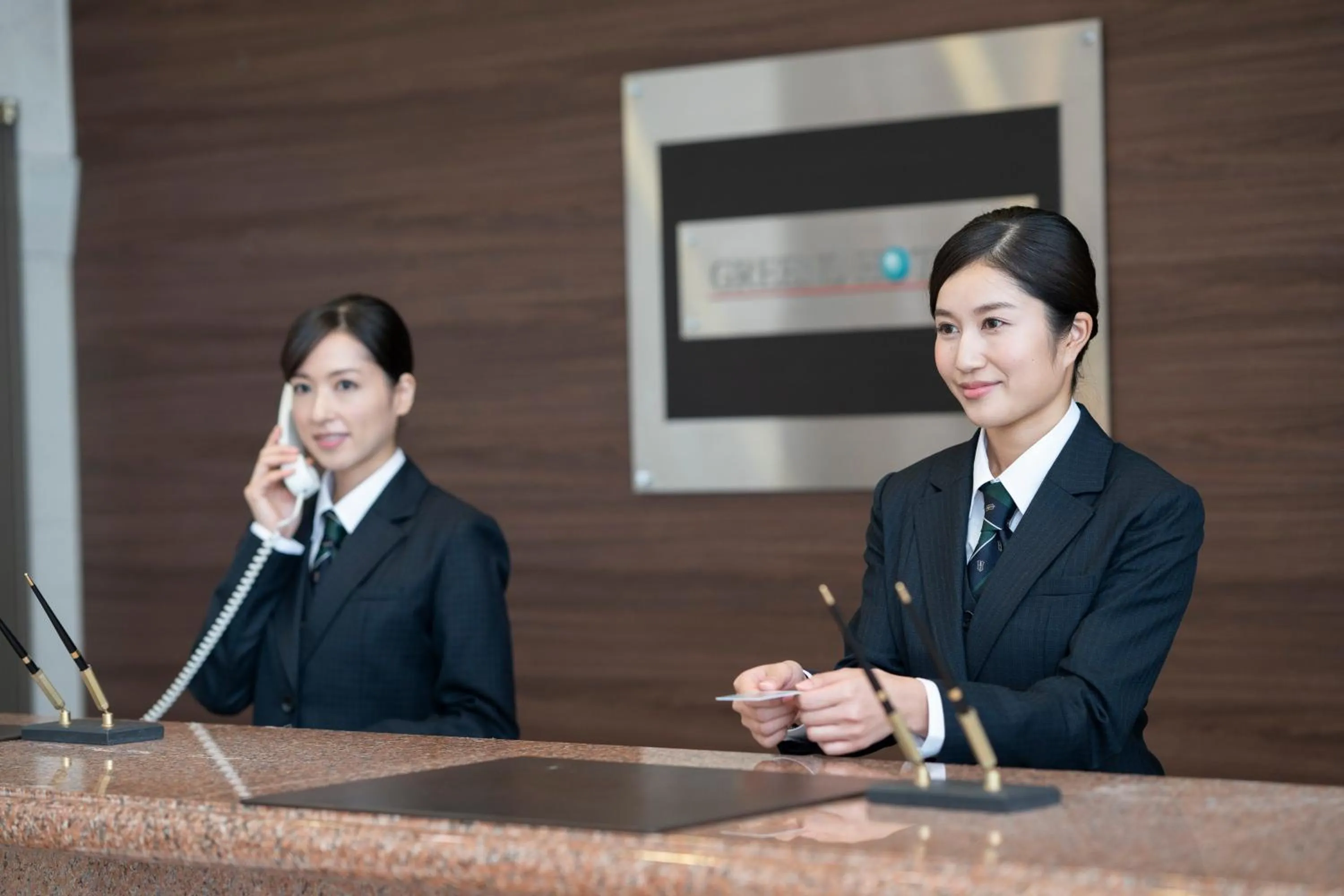 Staff in Hotel Green Park Suzuka