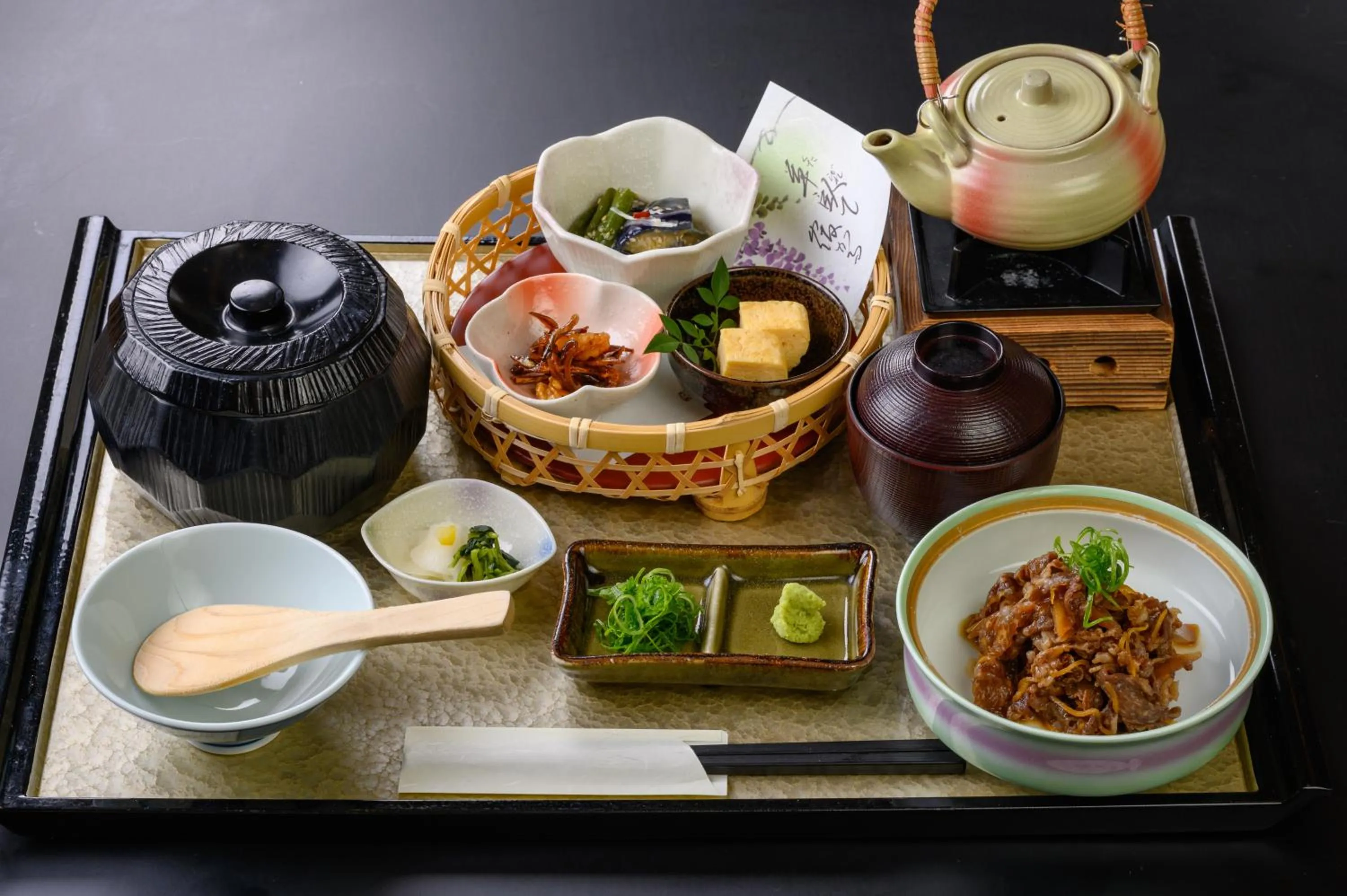 Food and drinks in Hotel Green Park Suzuka