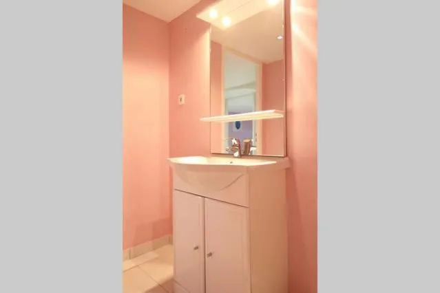 Two-Bedroom Townhouse in La Maison Tourangelle