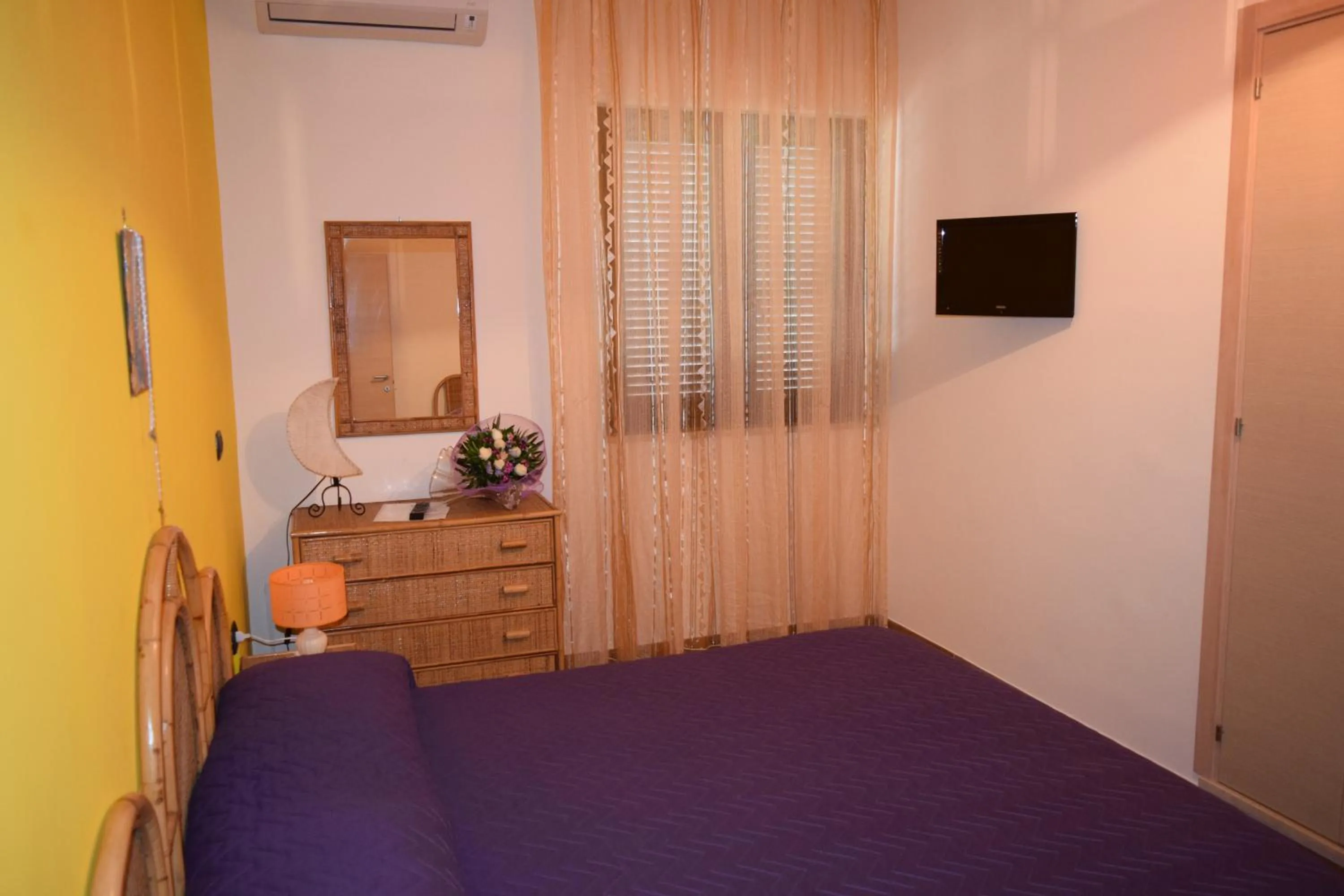 Bed in Bed &Breakfast Pinetamare