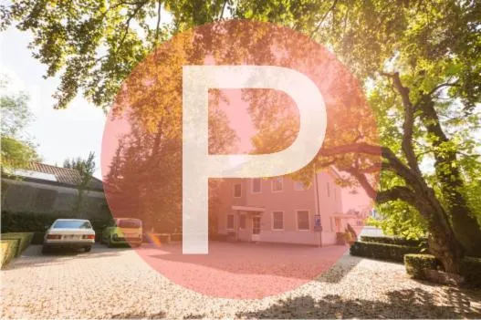 Facade/entrance in Hotel Astoria Gent