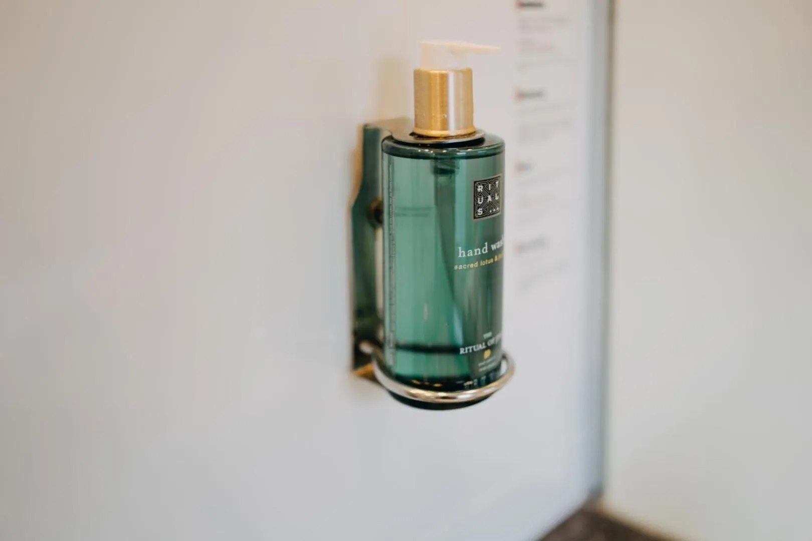 Bathroom in Hotel Astoria Gent