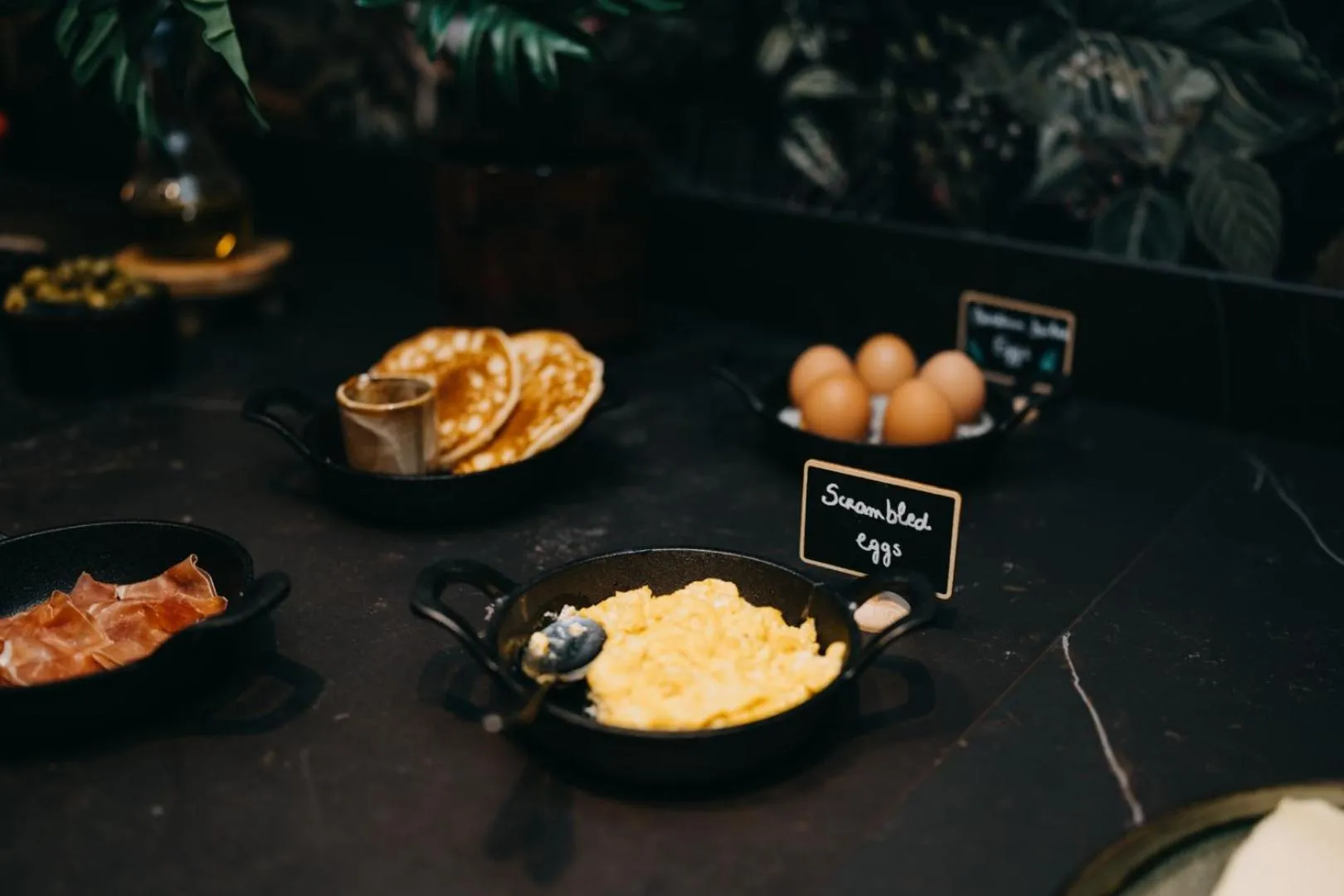 Breakfast in Hotel Astoria Gent