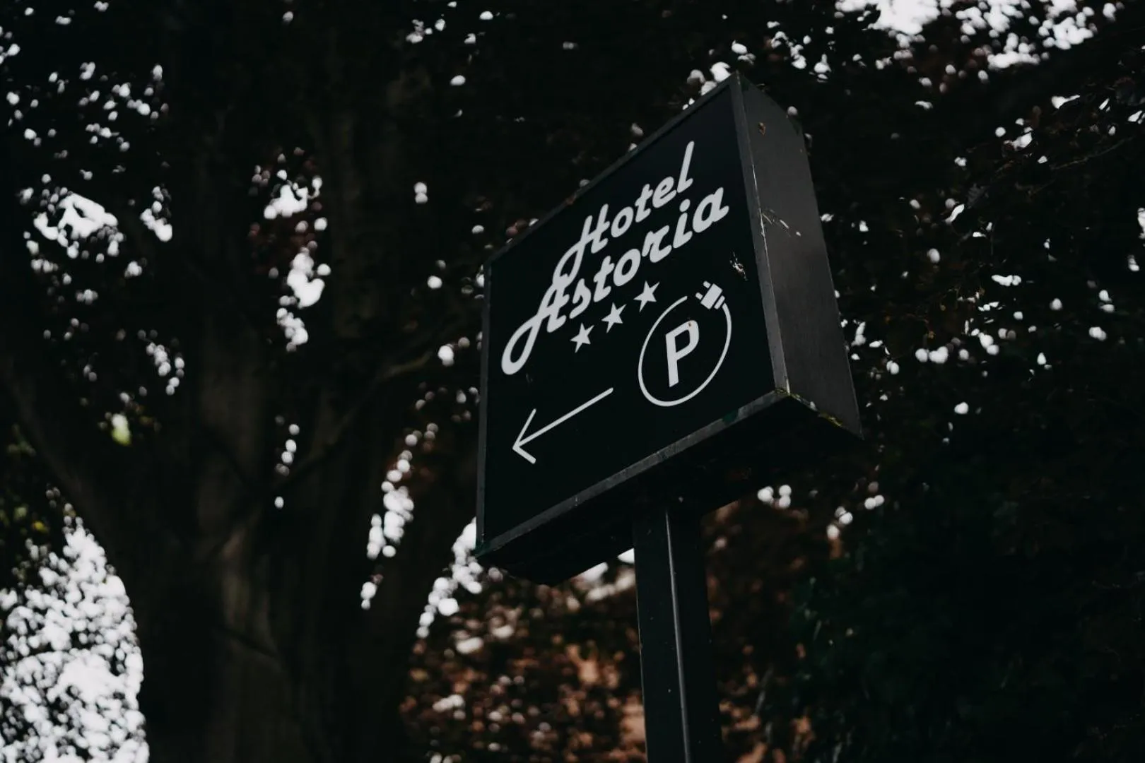 Parking in Hotel Astoria Gent