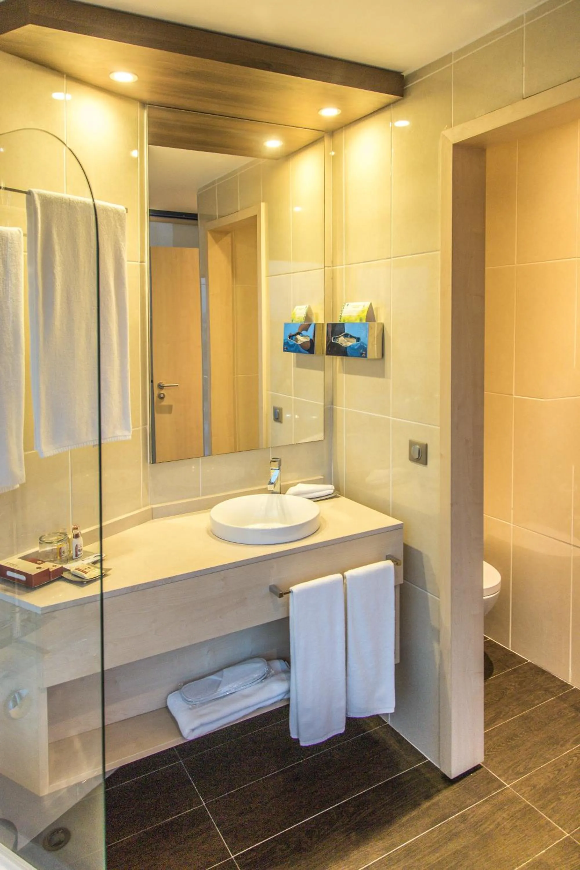 Bathroom in Azalaï Hôtel Abidjan