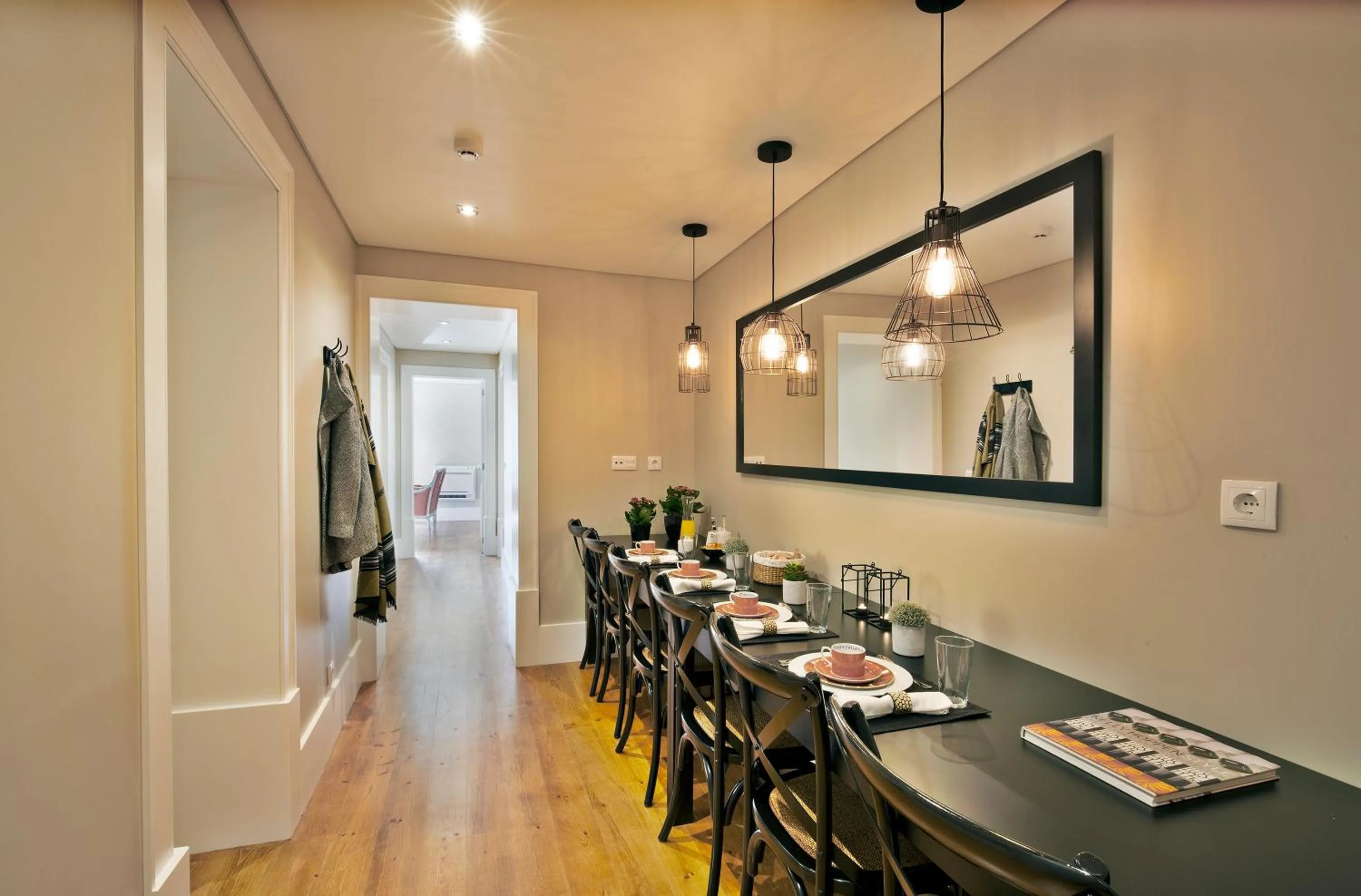 Dining area in Lisbon Five Stars Apartments Bica