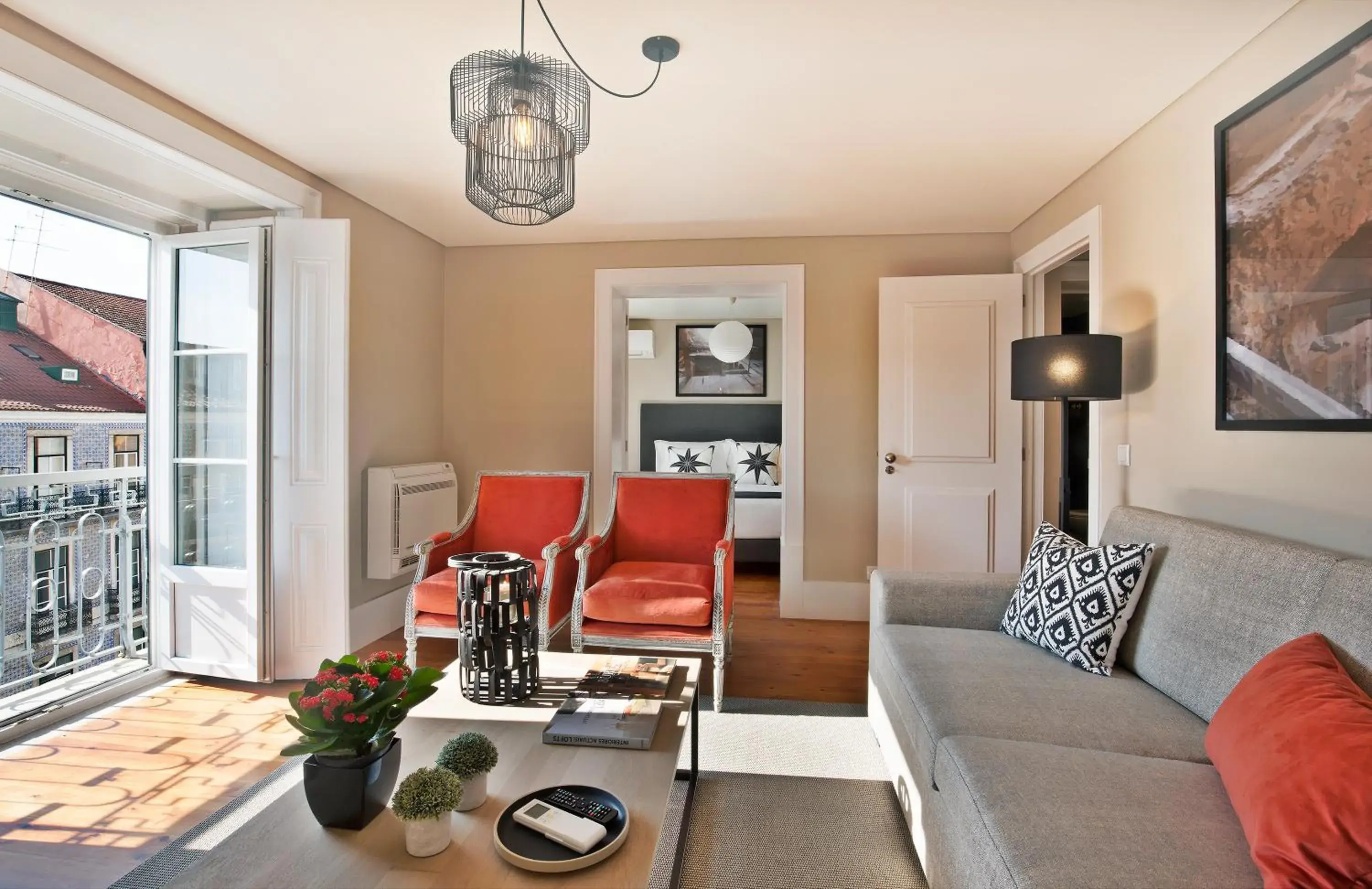 Two-Bedroom Apartment with Terrace in Lisbon Five Stars Apartments Bica Two-Bedroom Apartment with Terrace in Lisbon Five Stars Apartments Bica