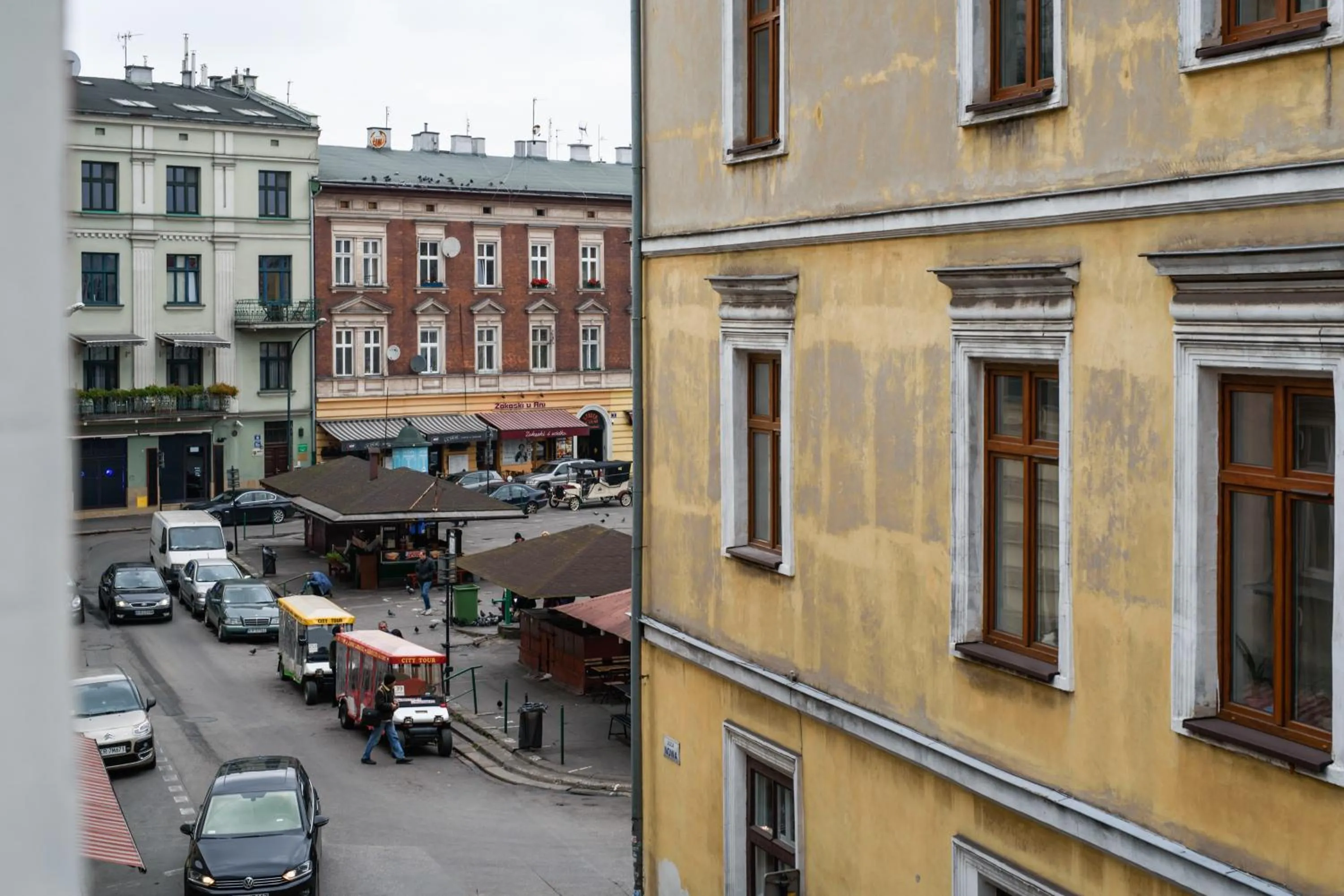 Property building in Horizon Apartments - Plac Nowy