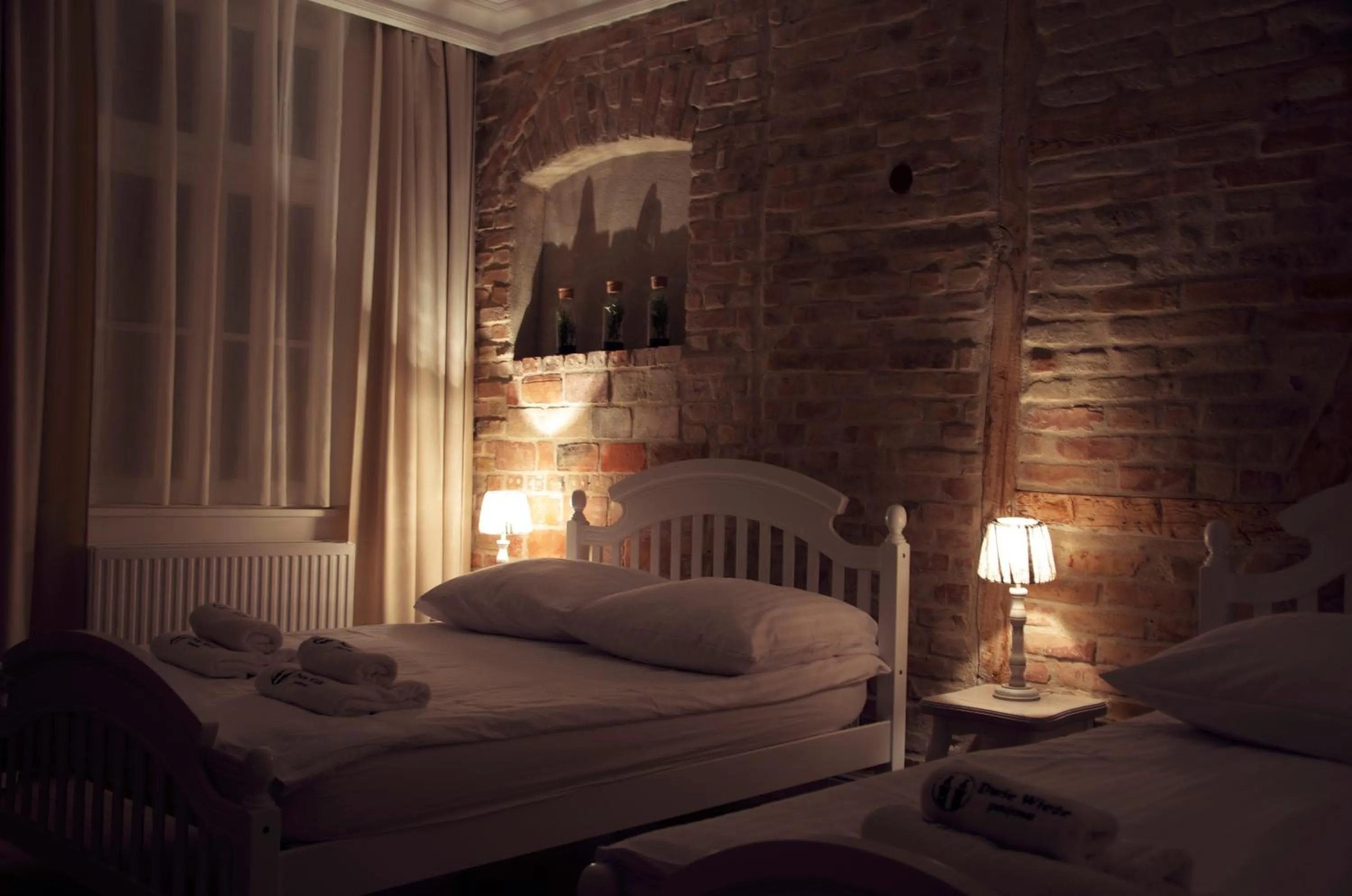 Photo of the whole room, Bed in Dwie Wieże