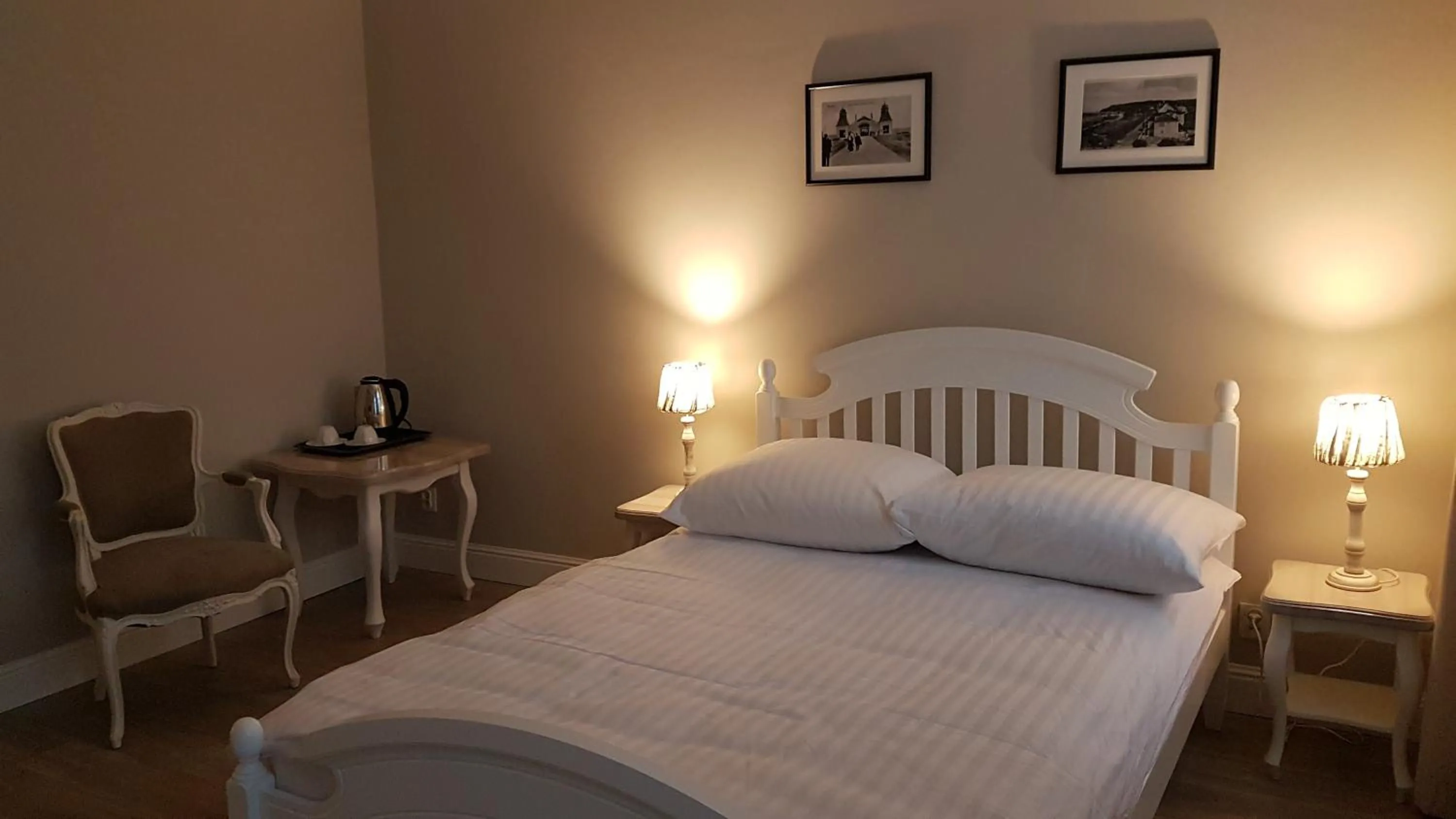 Photo of the whole room, Bed in Dwie Wieże