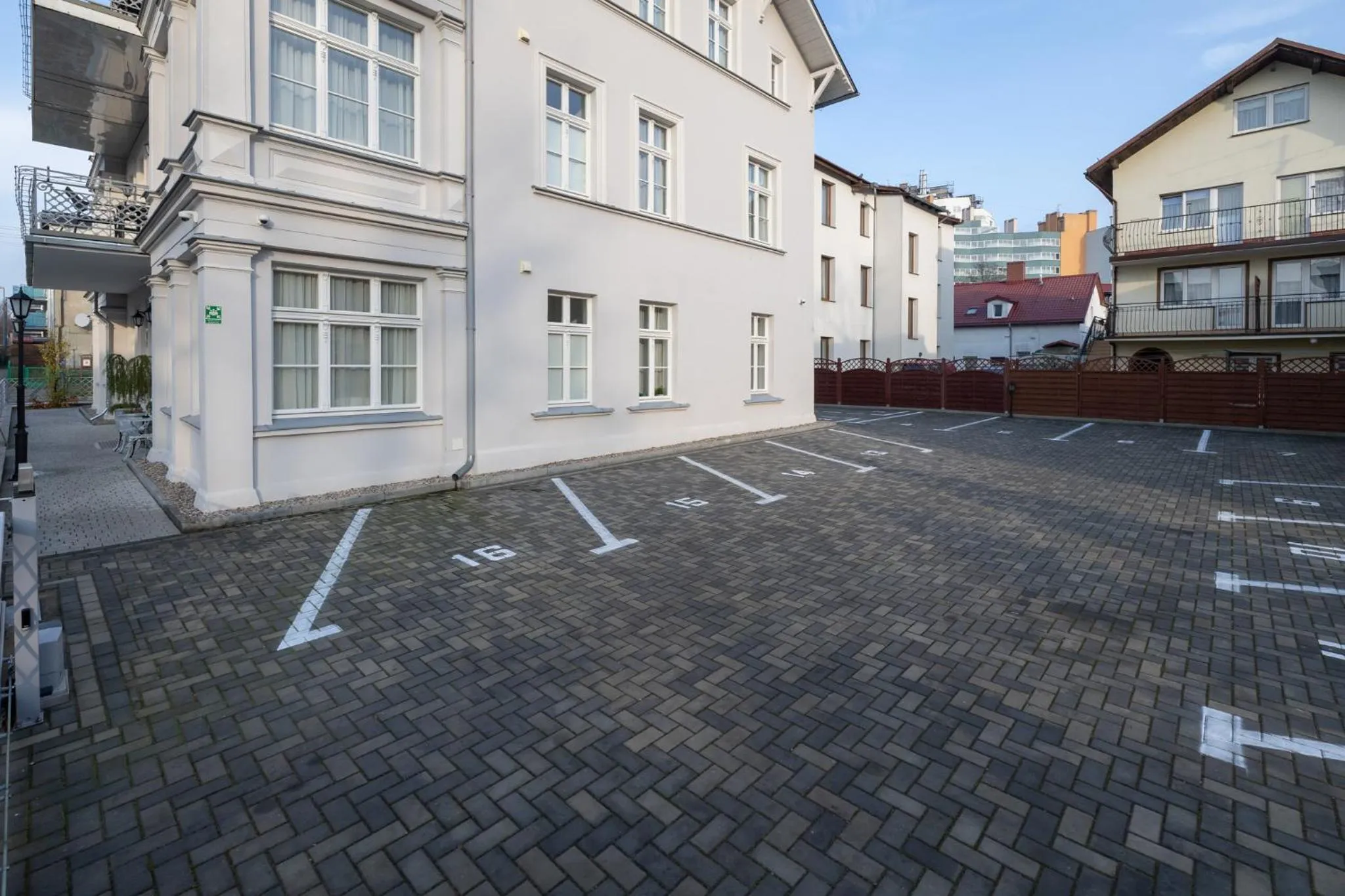 Parking in Dwie Wieże